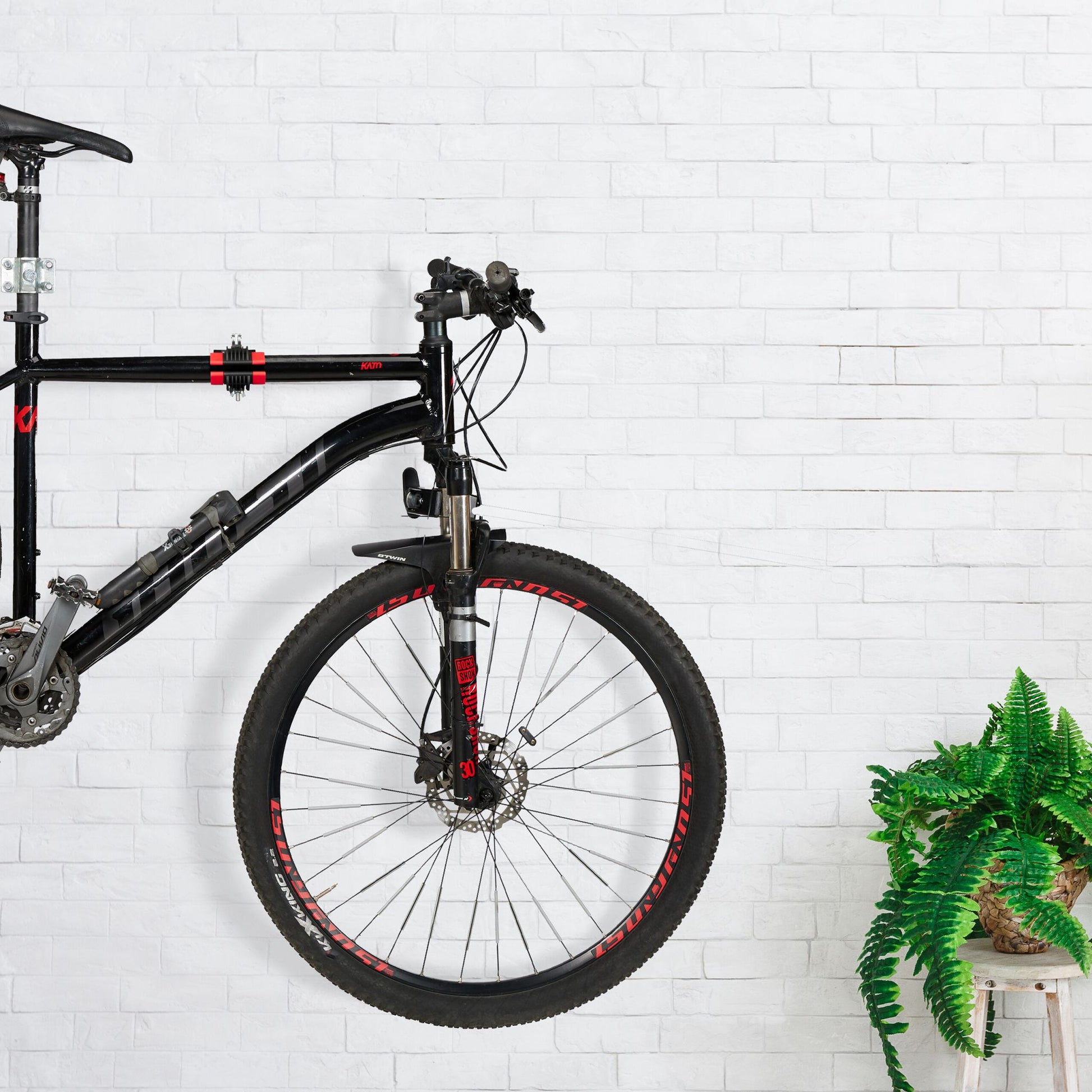 Fahrrad Montageständer für die Wand Rot-Schwarz-Silber von Relaxdays