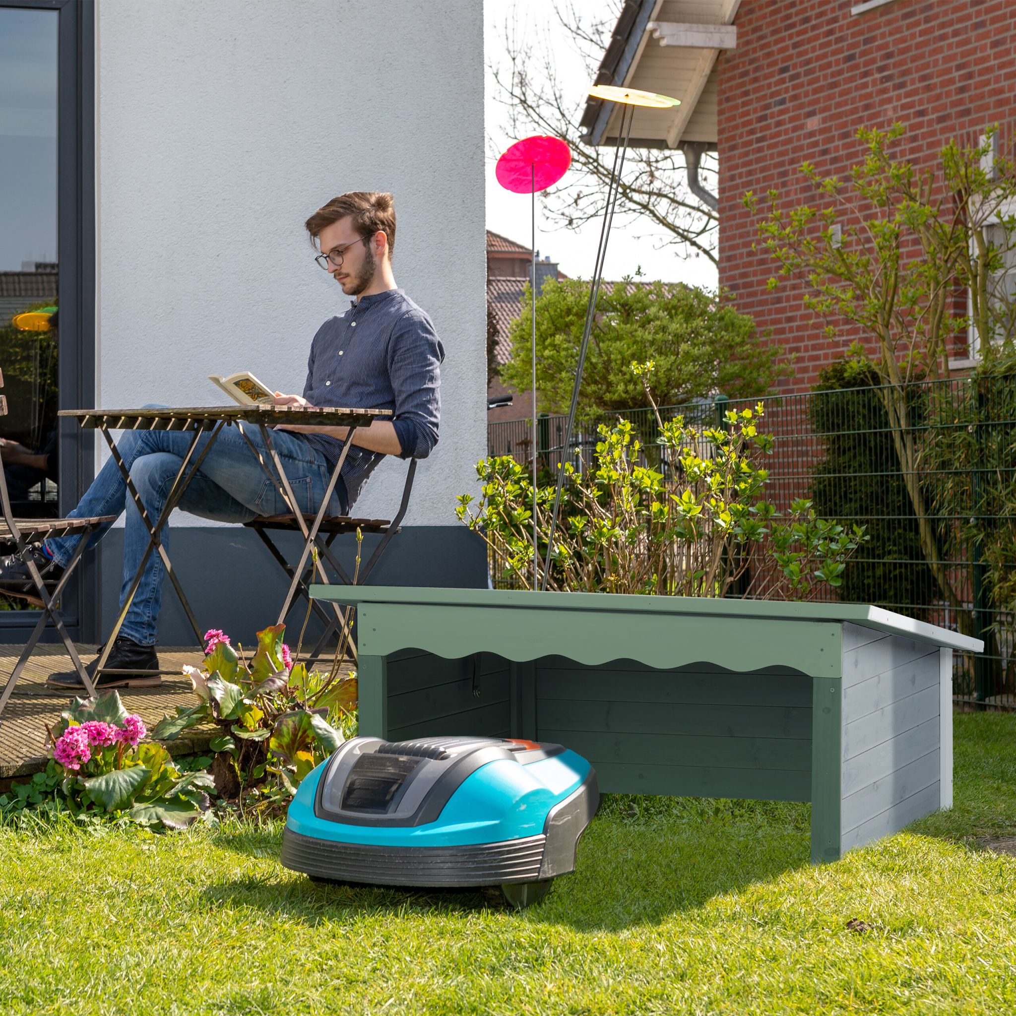 Mähroboter Garage Holz Weiss-Schwarz-Grau von Relaxdays