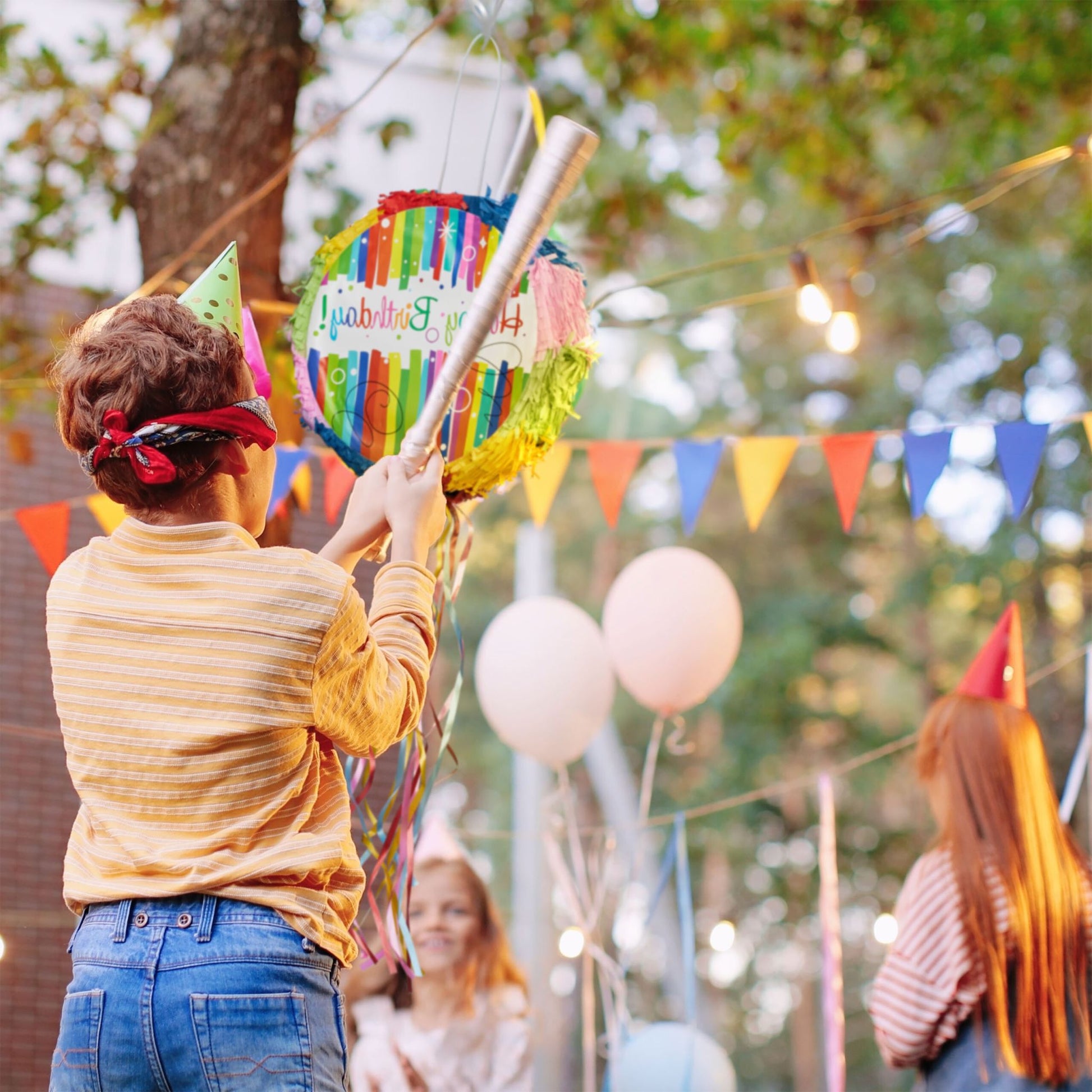 Pinata Geburtstag Blau-Grün-Rot von Relaxdays