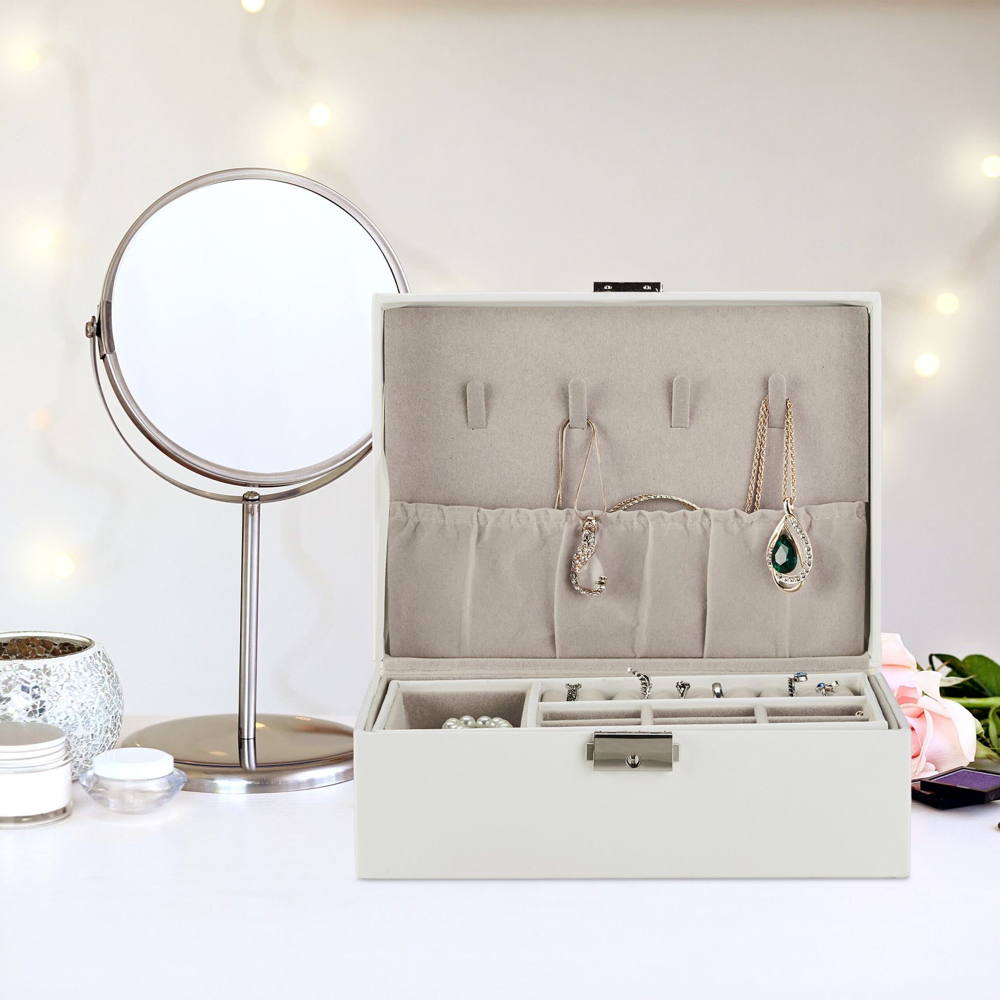 Schmuckkasten Beige-Weiss-Silber von Relaxdays