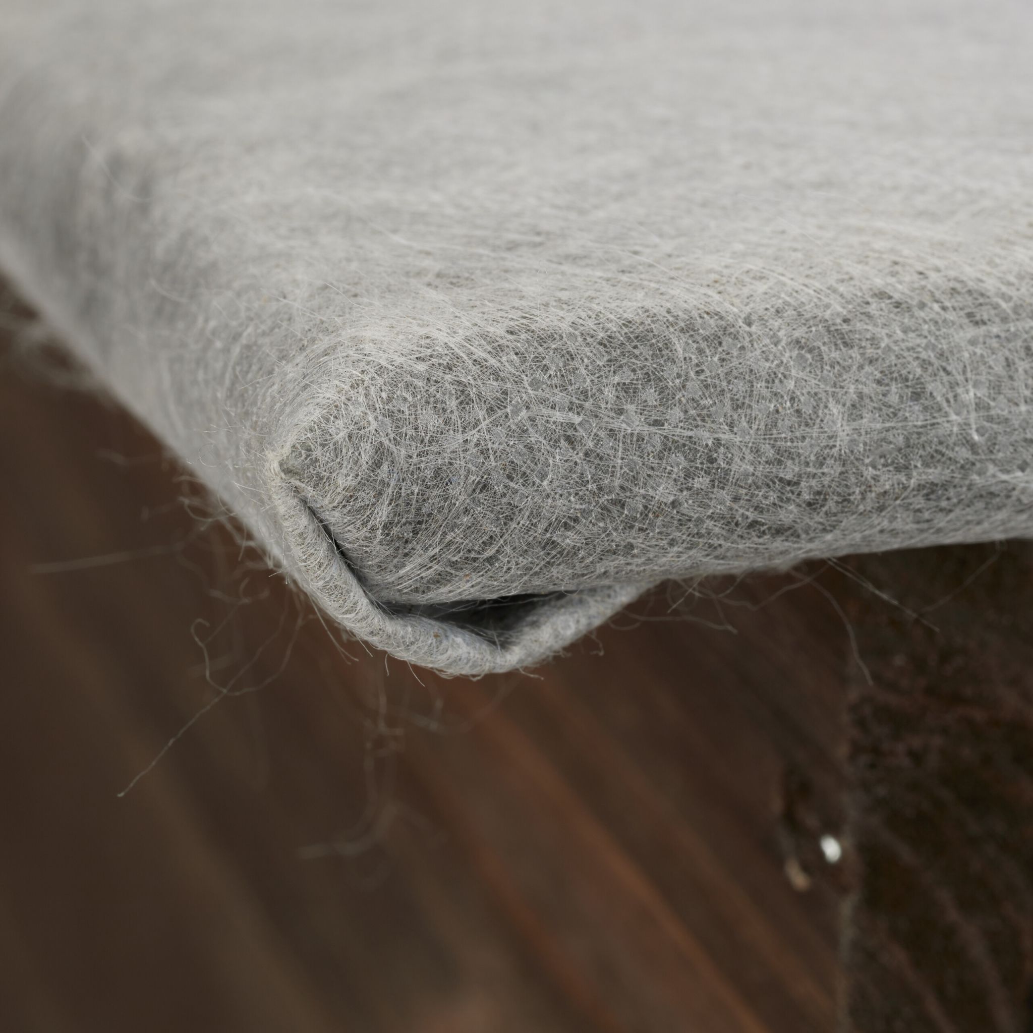 Grosses Igelhaus Holz Weiss-Braun von Relaxdays