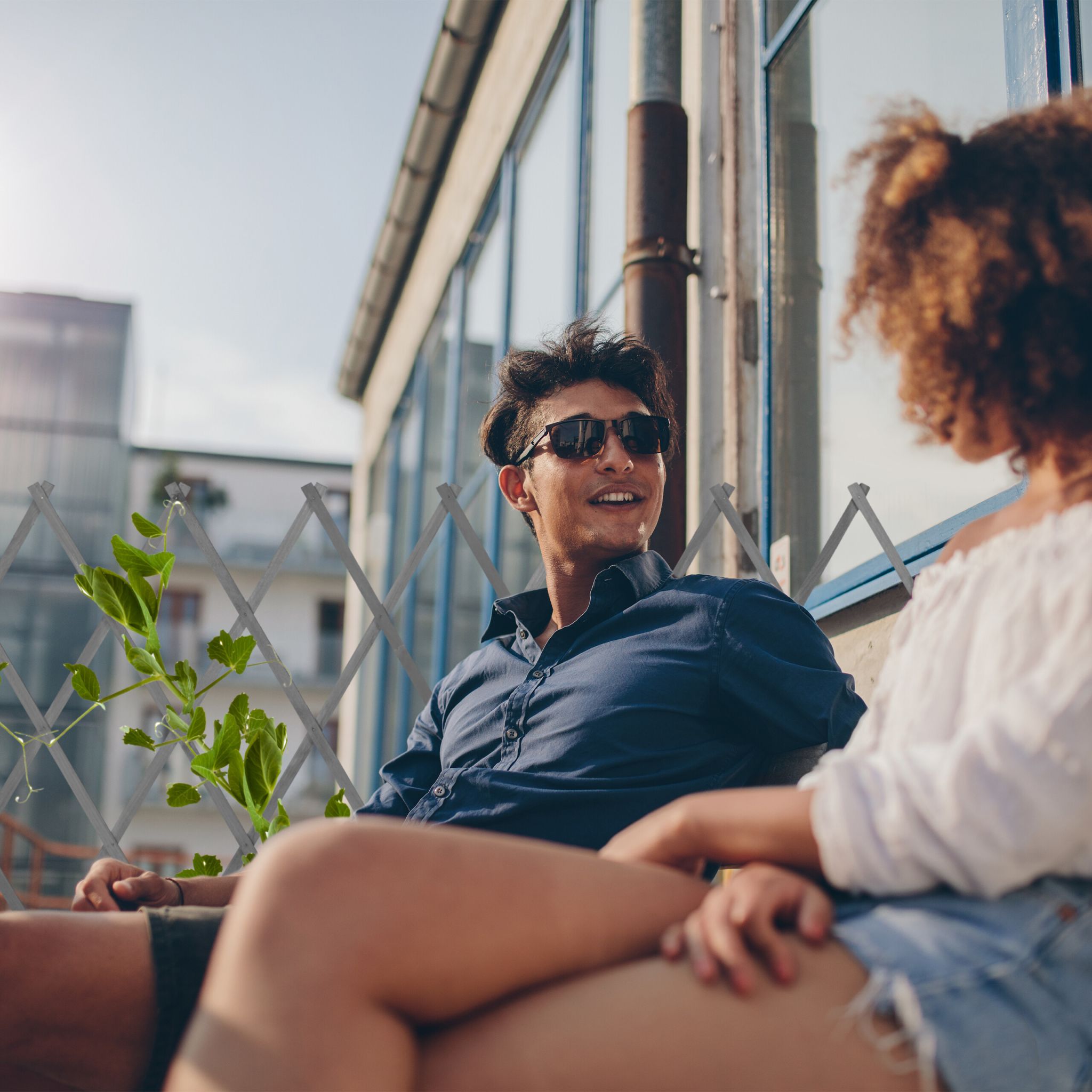 Ausziehbares Rankgitter Holz Grau von Relaxdays