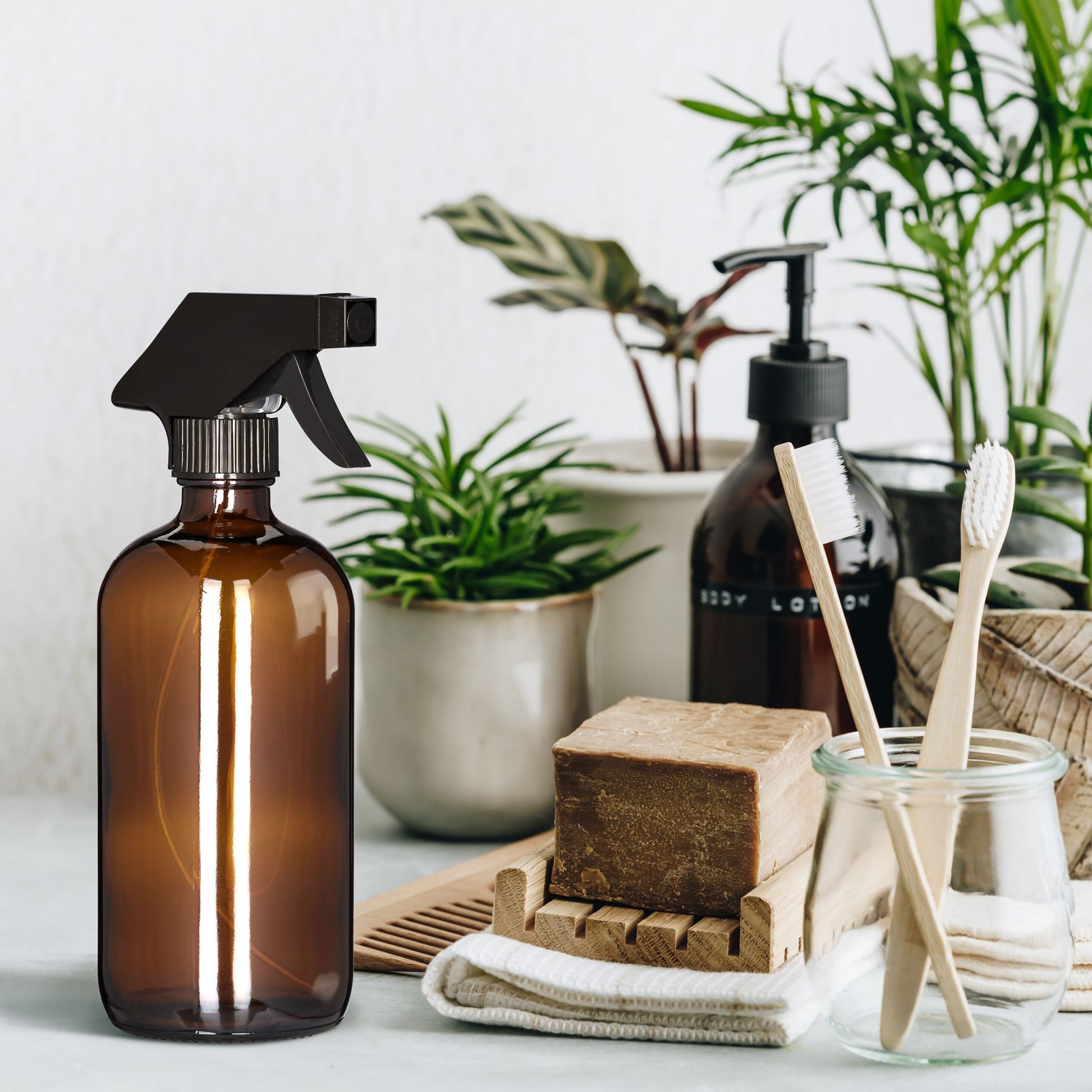 Sprühflasche Glas 500ml 6er-Set Braun-Schwarz von Relaxdays