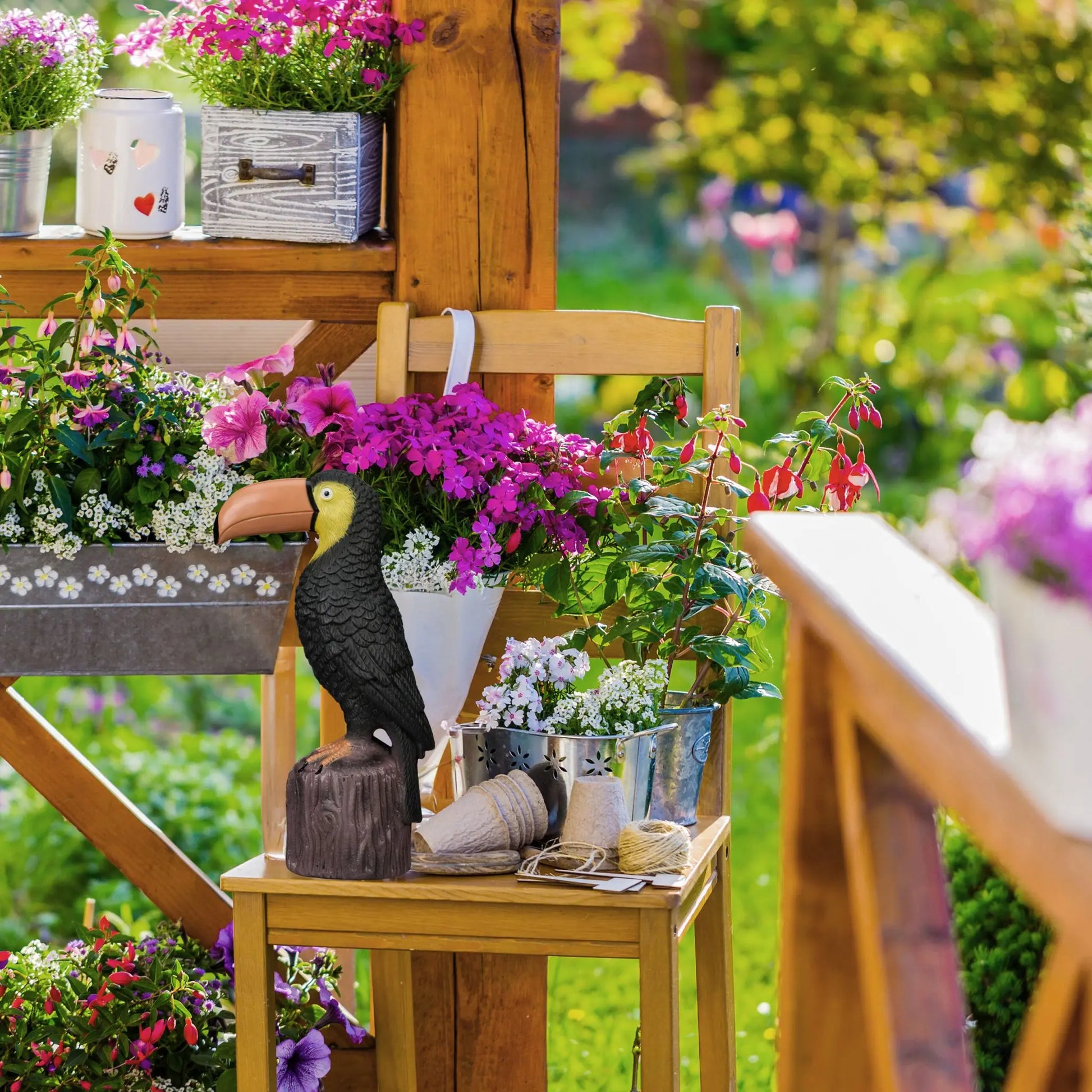 Gartenfigur Vogel Braun-Gelb-Schwarz von Relaxdays