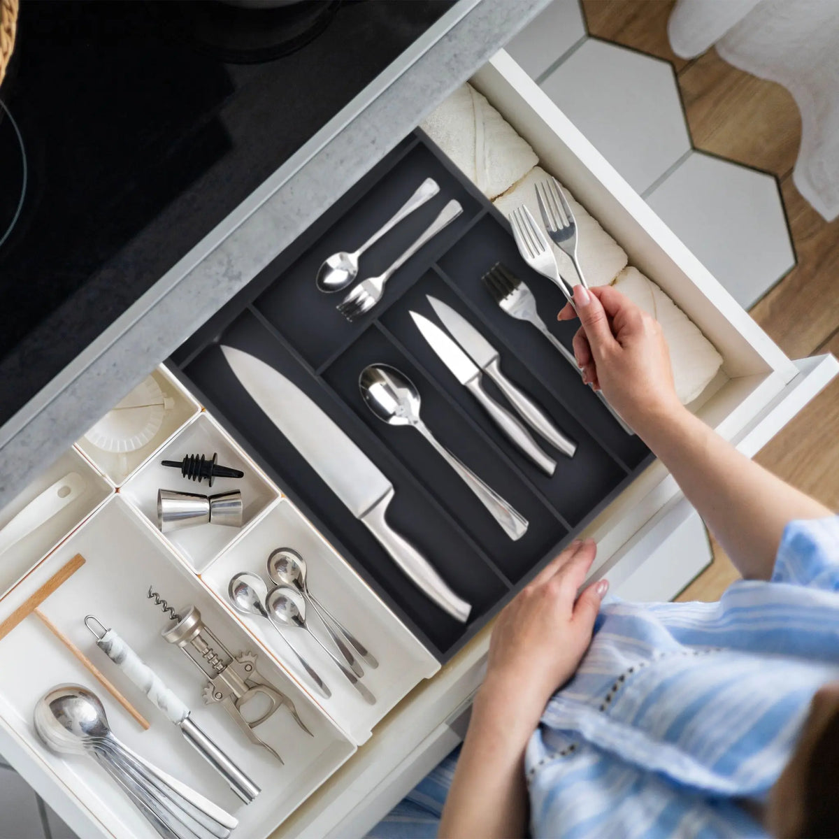 Schwarzer Besteckkasten 6 Fächer Schwarz von Relaxdays