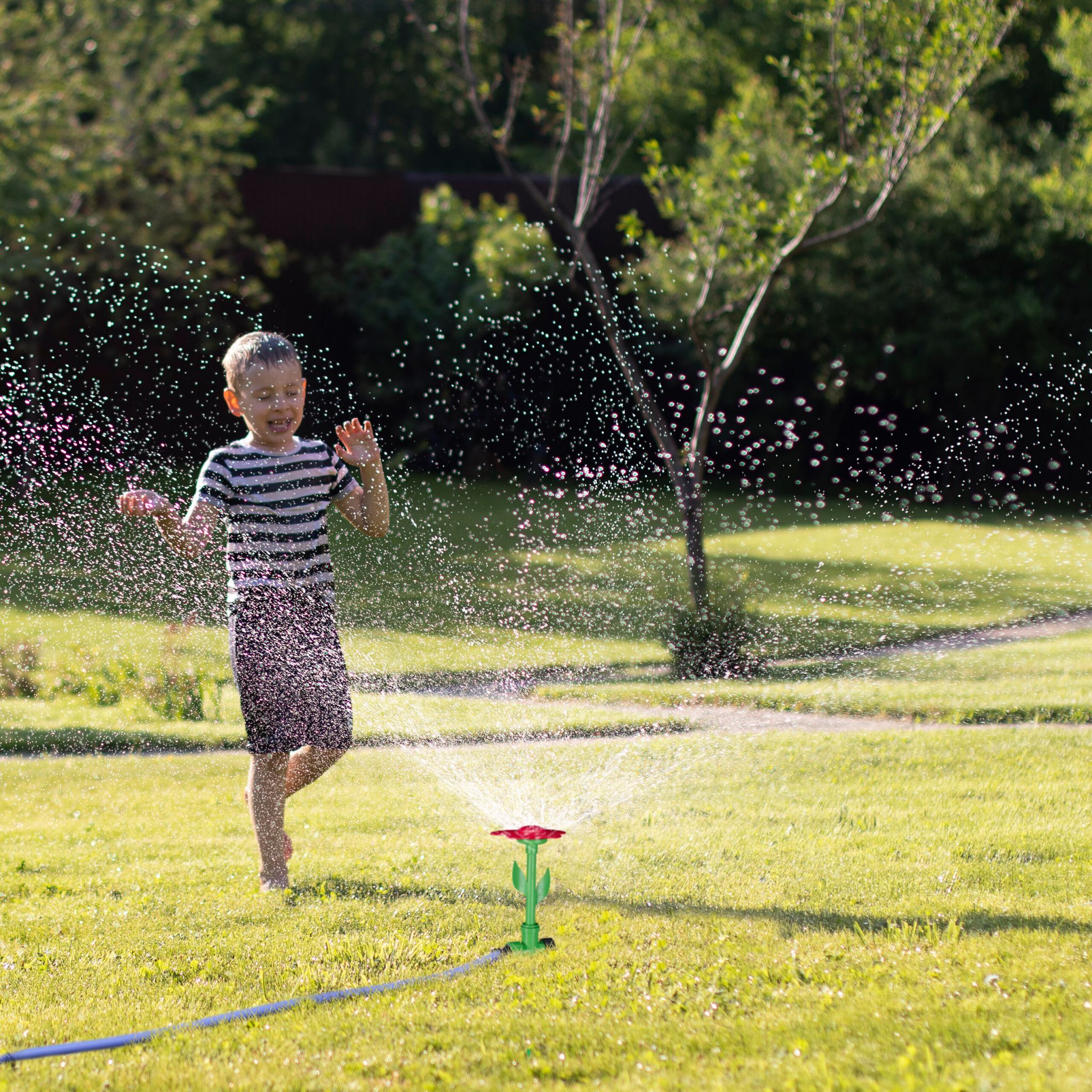 Sprinkler Blume 6er-Set Gelb-Grün-Rot von Relaxdays