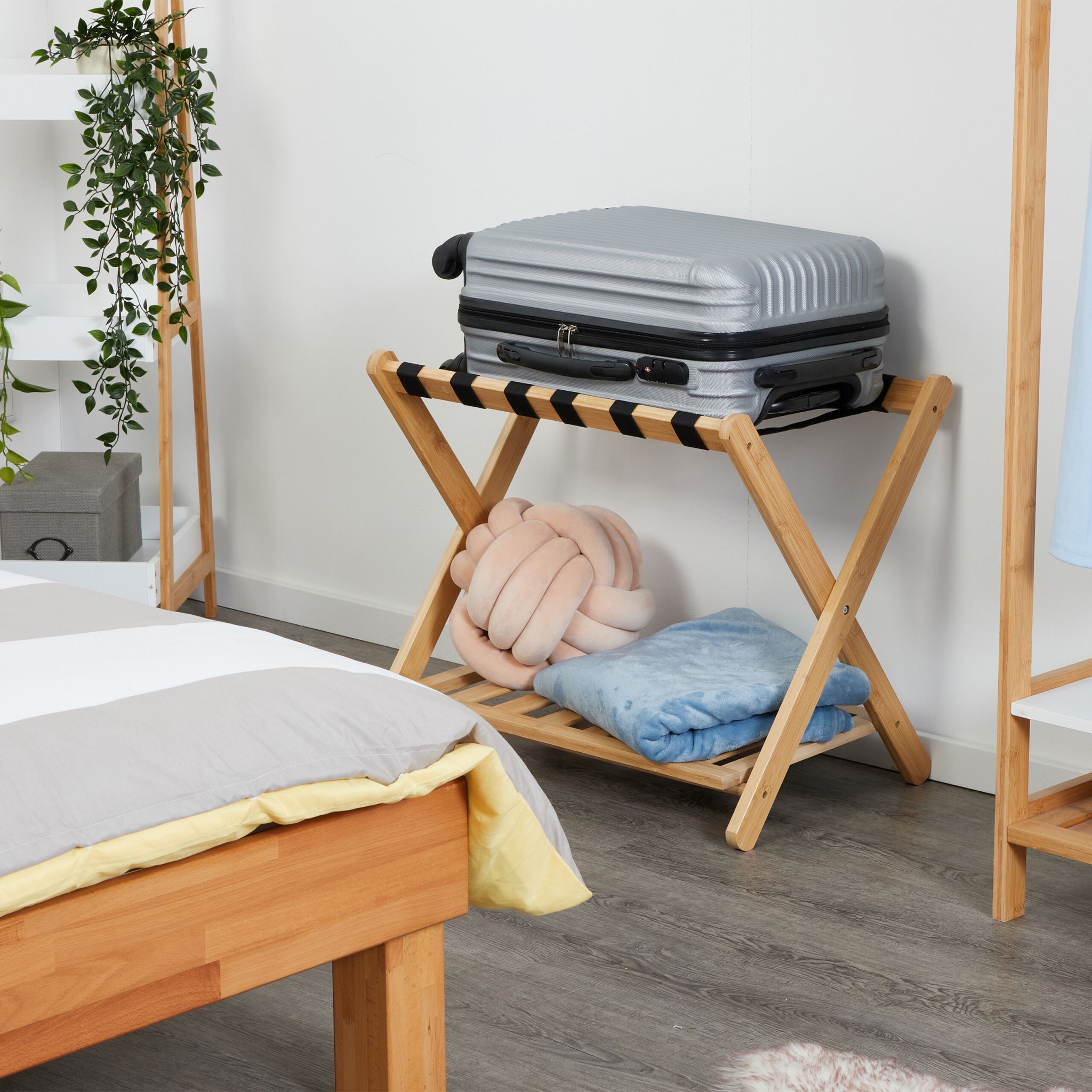 Kofferständer Bambus Hellbraun-Schwarz von Relaxdays