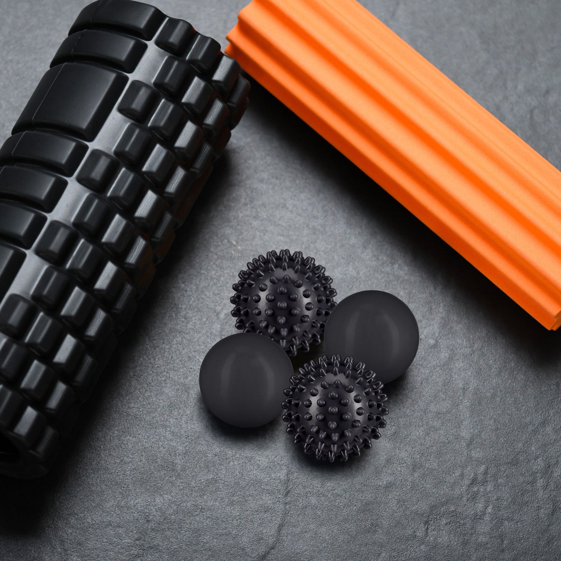 Massageball 4er-Set Schwarz von Relaxdays