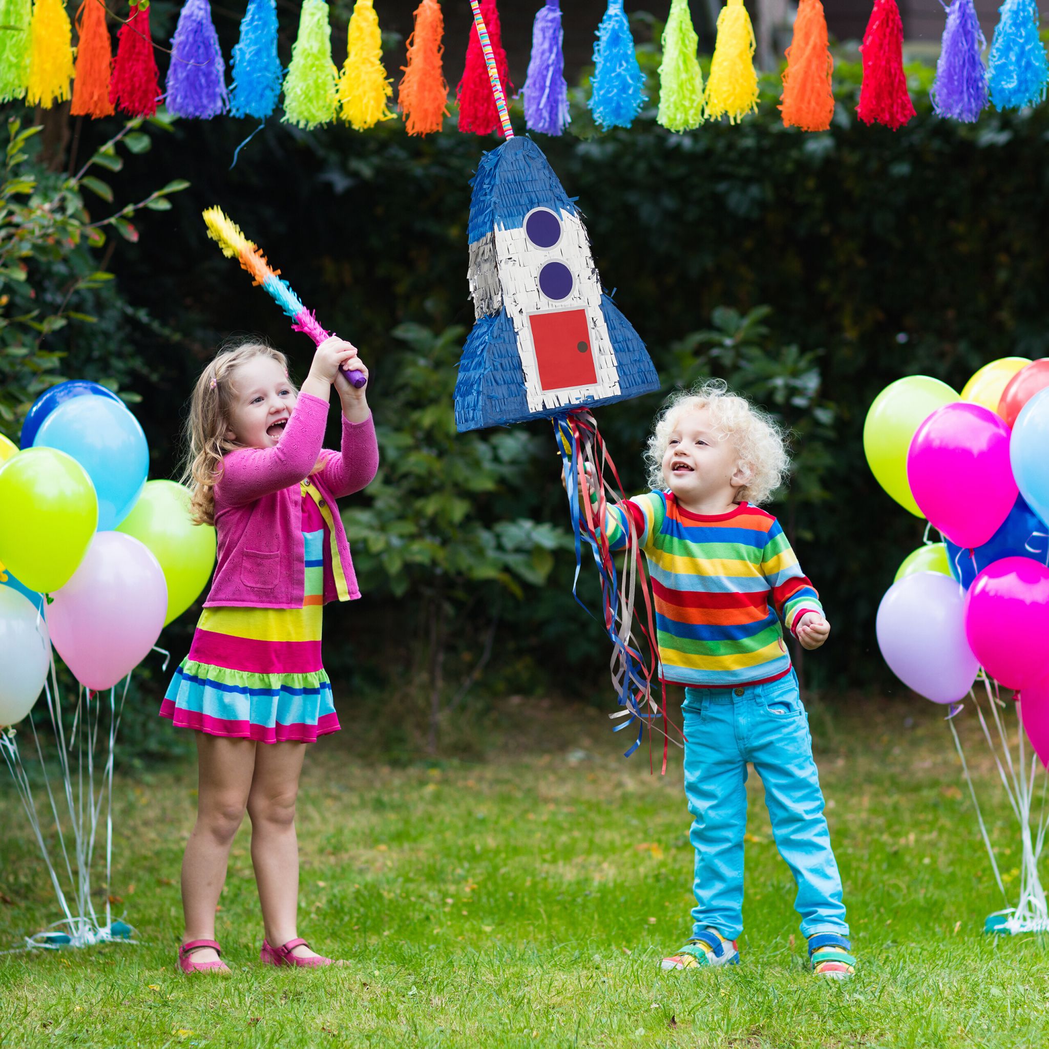 Pinata Raketen Blau-Rot-Silber von Relaxdays