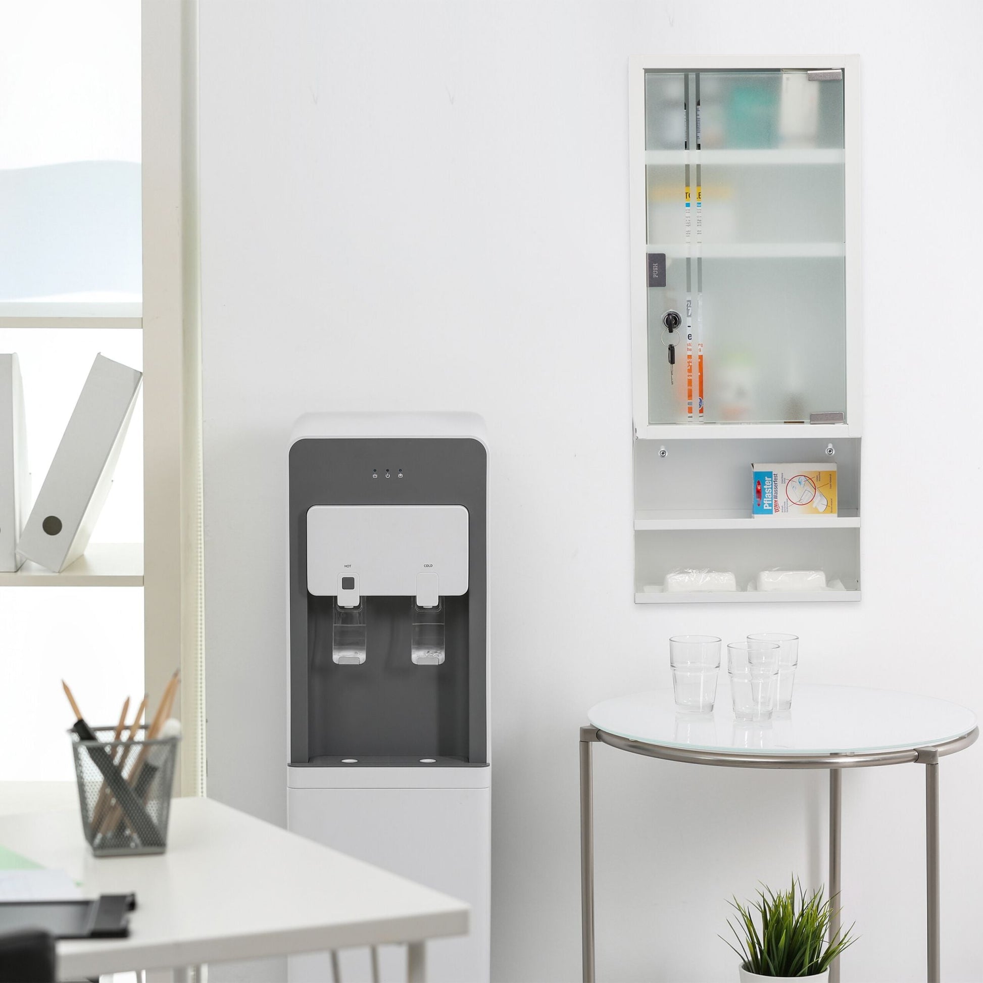 Abschliessbarer Medizinschrank Glastür Weiss-Silber-Transparent von Relaxdays