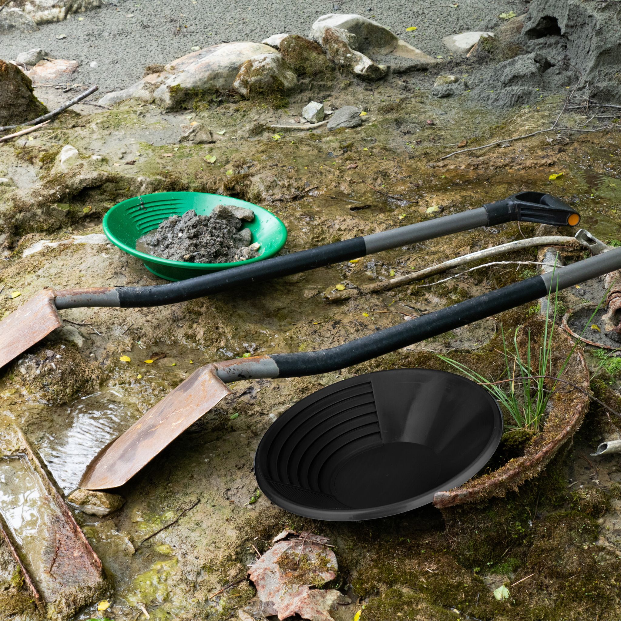 Goldwaschpfanne 2er-Set Schwarz von Relaxdays
