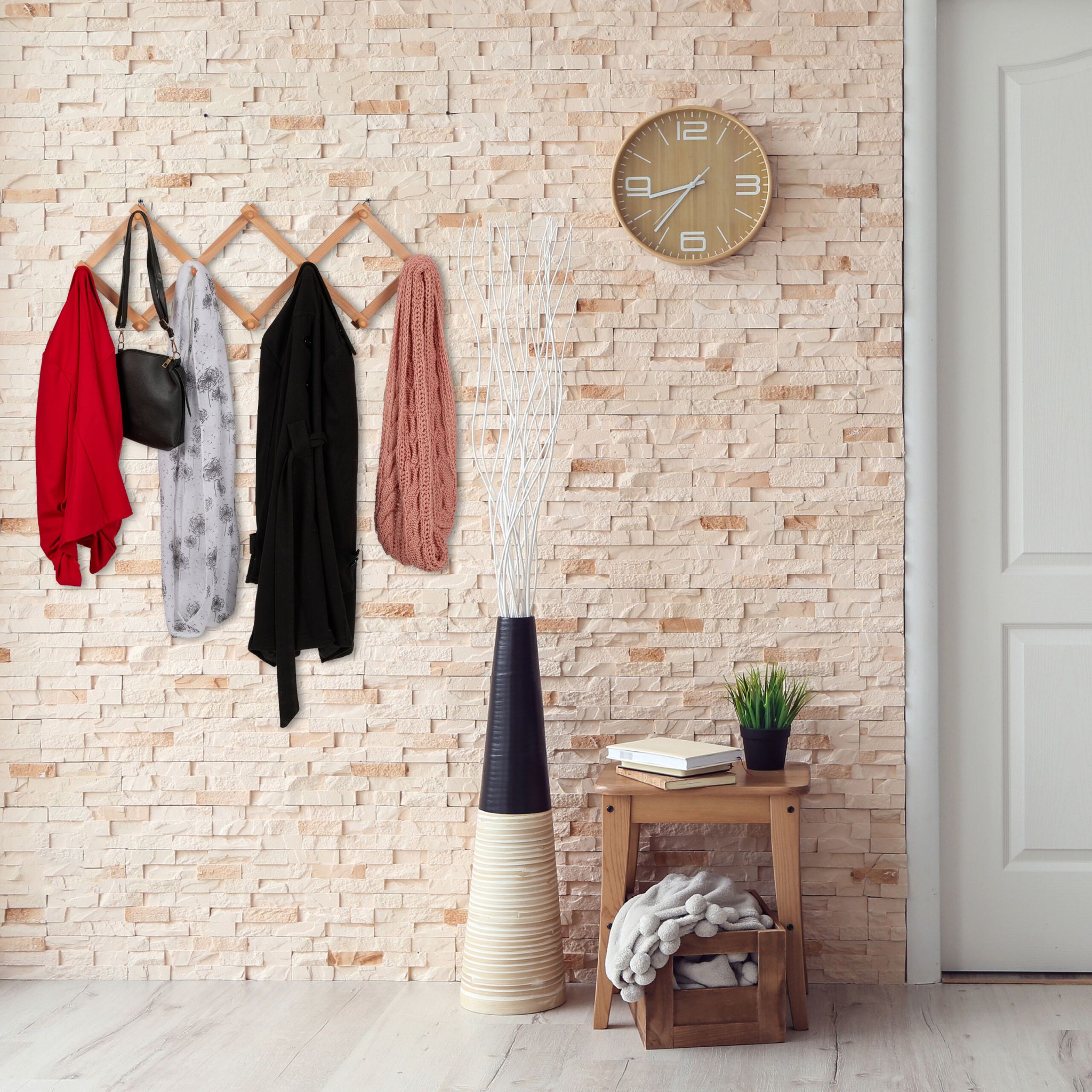 Ausziehbare Wandgarderobe Holz Hellbraun von Relaxdays