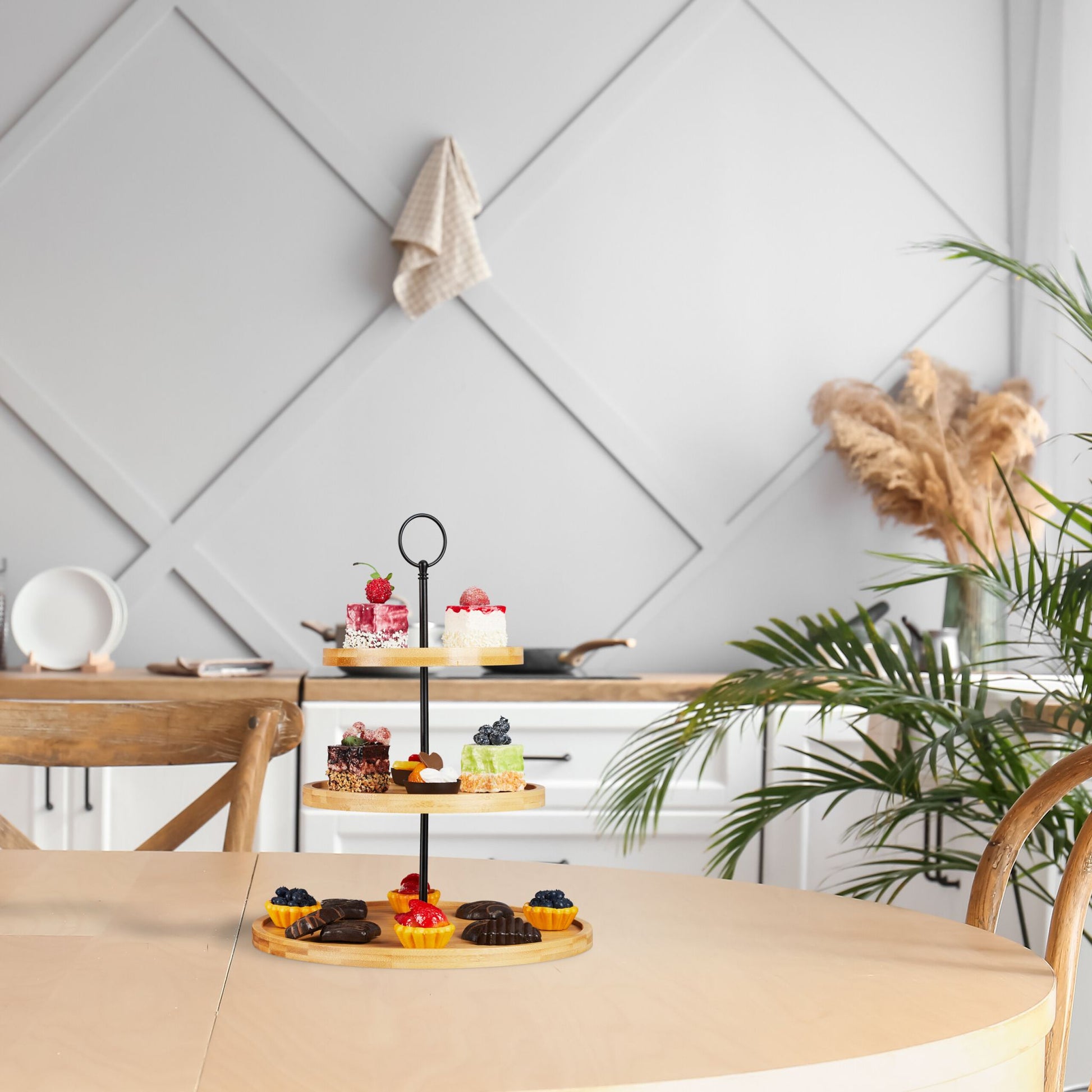 Etagere mit 3 Ebenen Bambus Hellbraun-Schwarz von Relaxdays