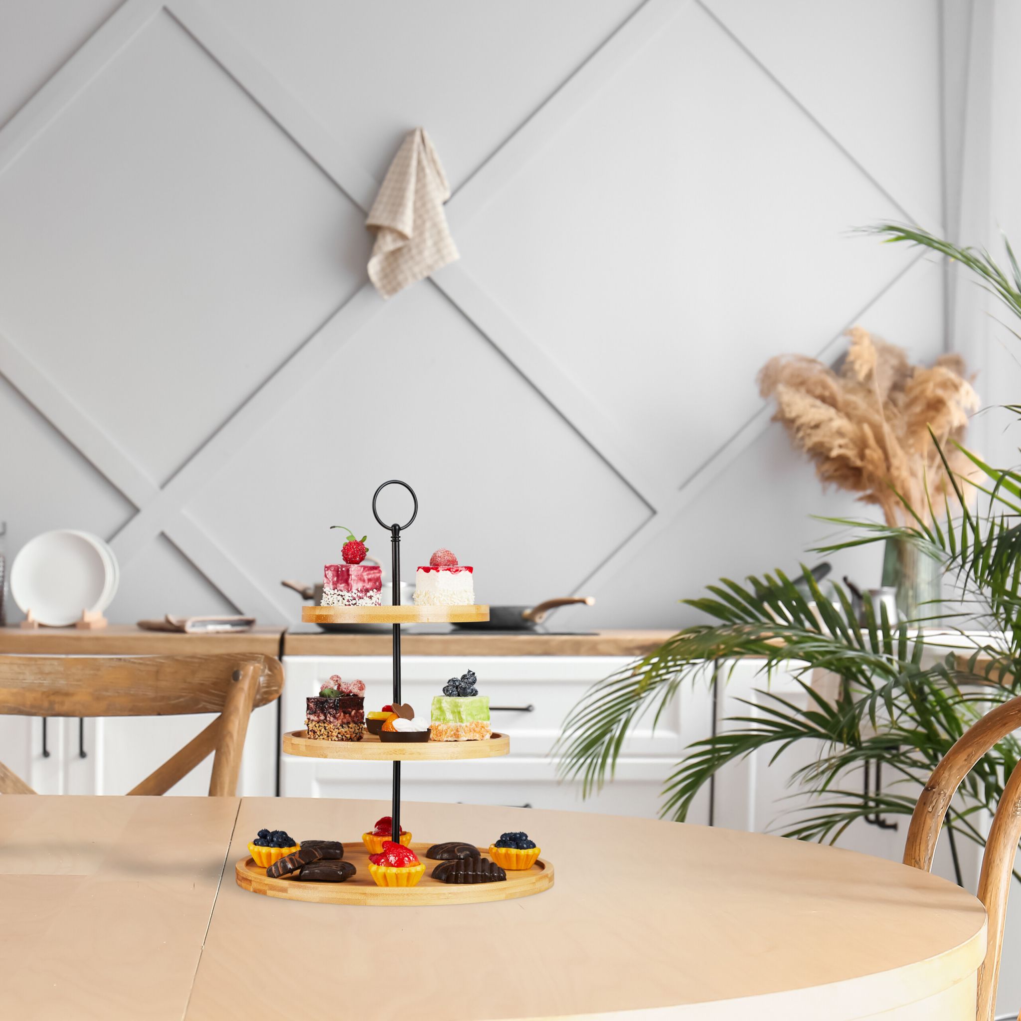 Etagere mit 3 Ebenen Bambus Hellbraun-Schwarz von Relaxdays
