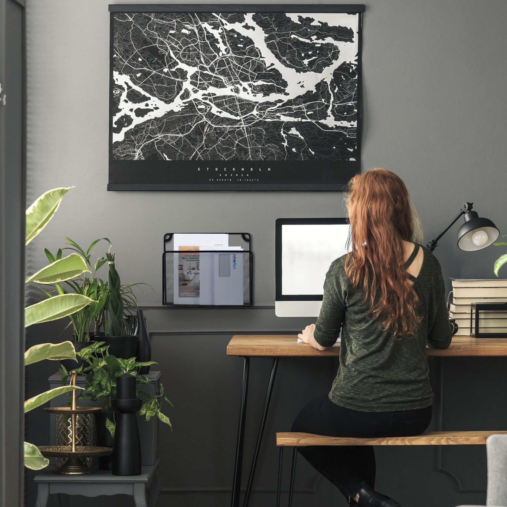 Zeitschriftenhalter Wand Schwarz von Relaxdays