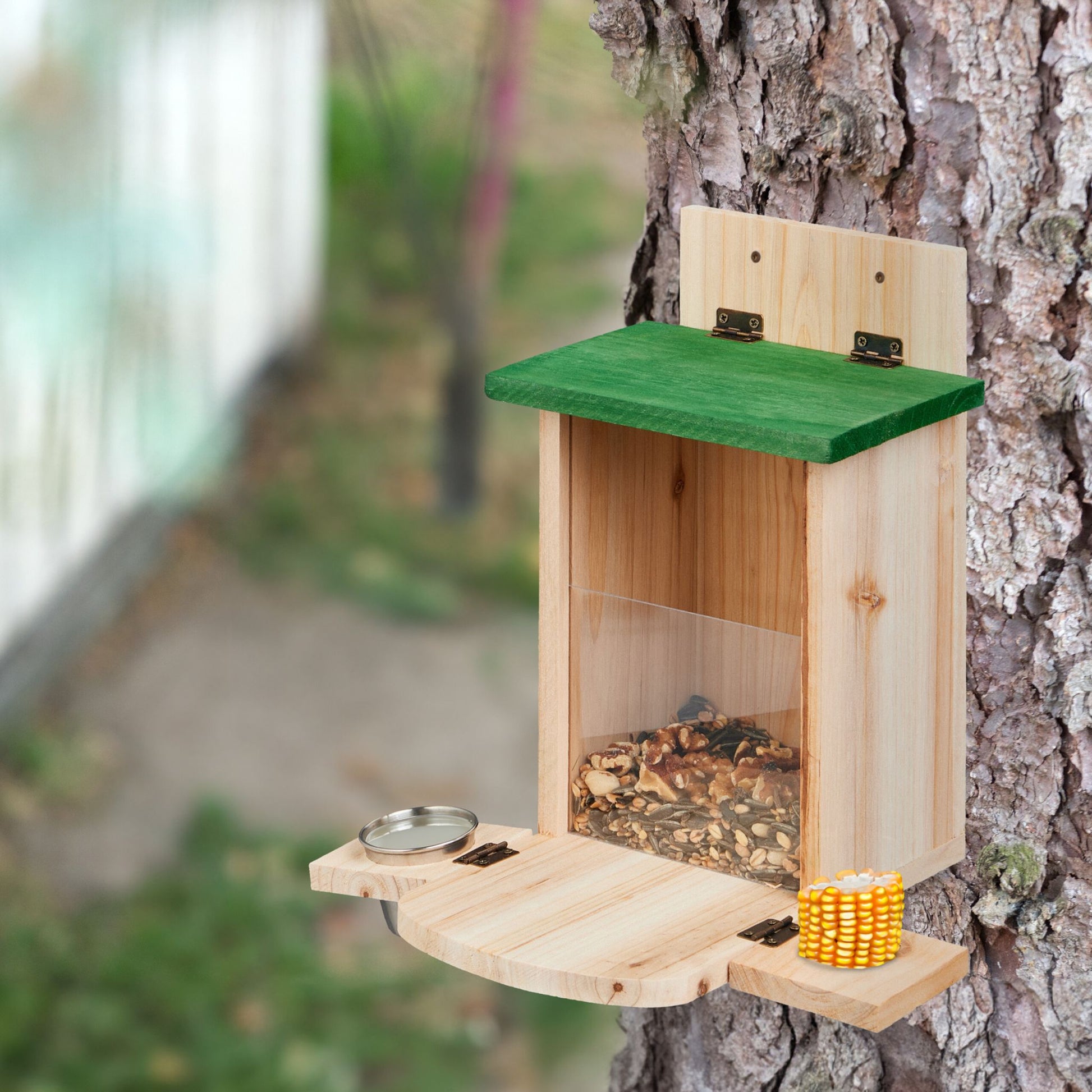 Eichhörnchen Futterhaus mit Tränke Grün-Hellbraun-Silber von Relaxdays