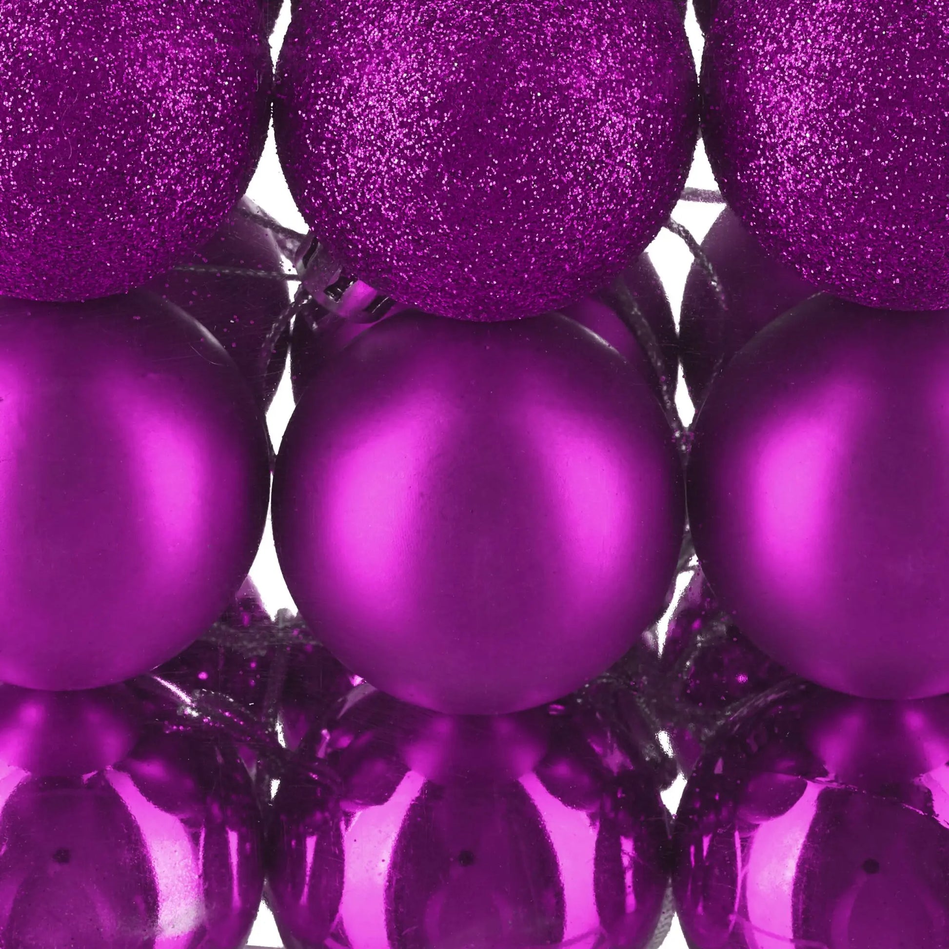 Weihnachtskugeln im 150er-Set Pink-Silber von Relaxdays
