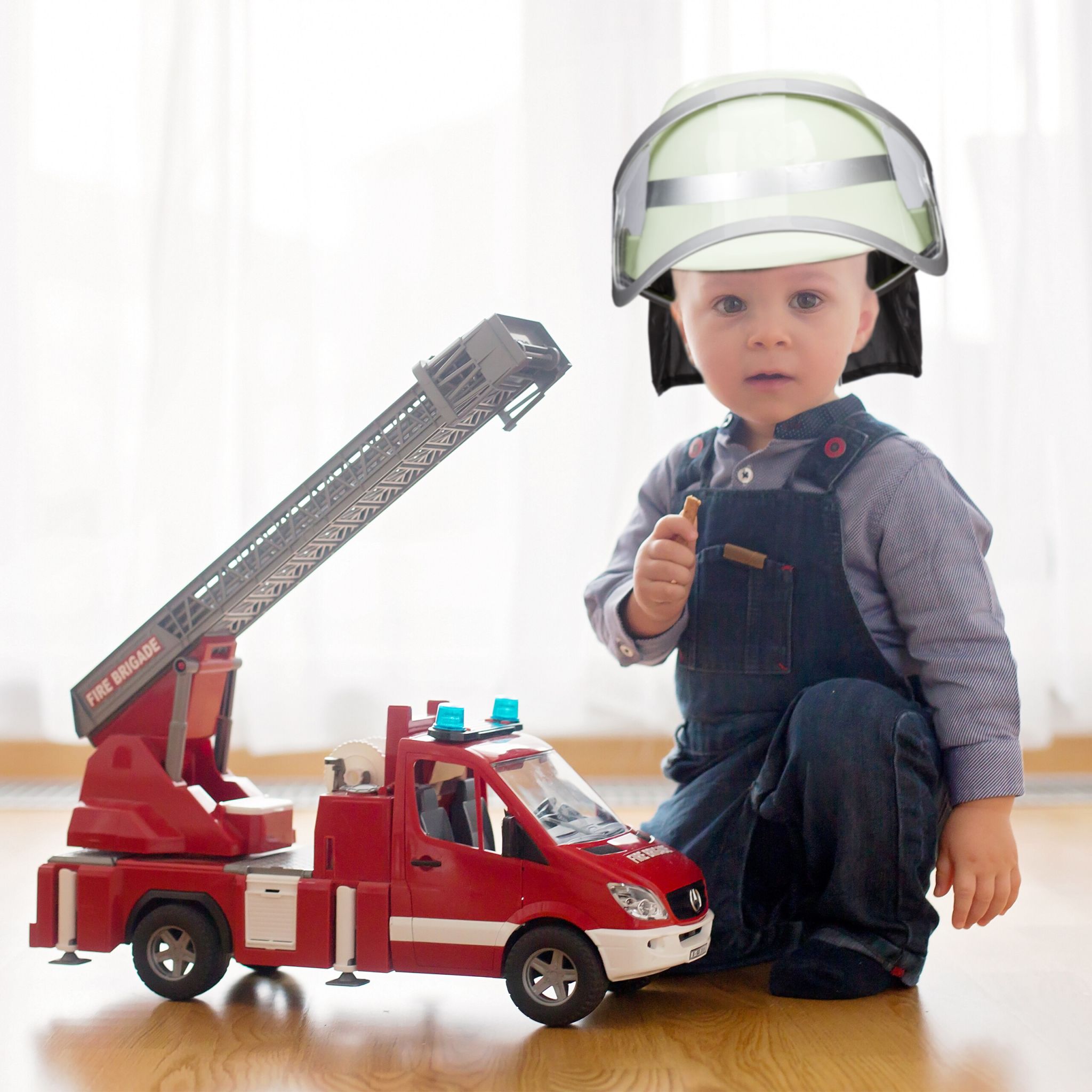 Feuerwehrhelm für Kinder Gelb-Schwarz-Silber von Relaxdays