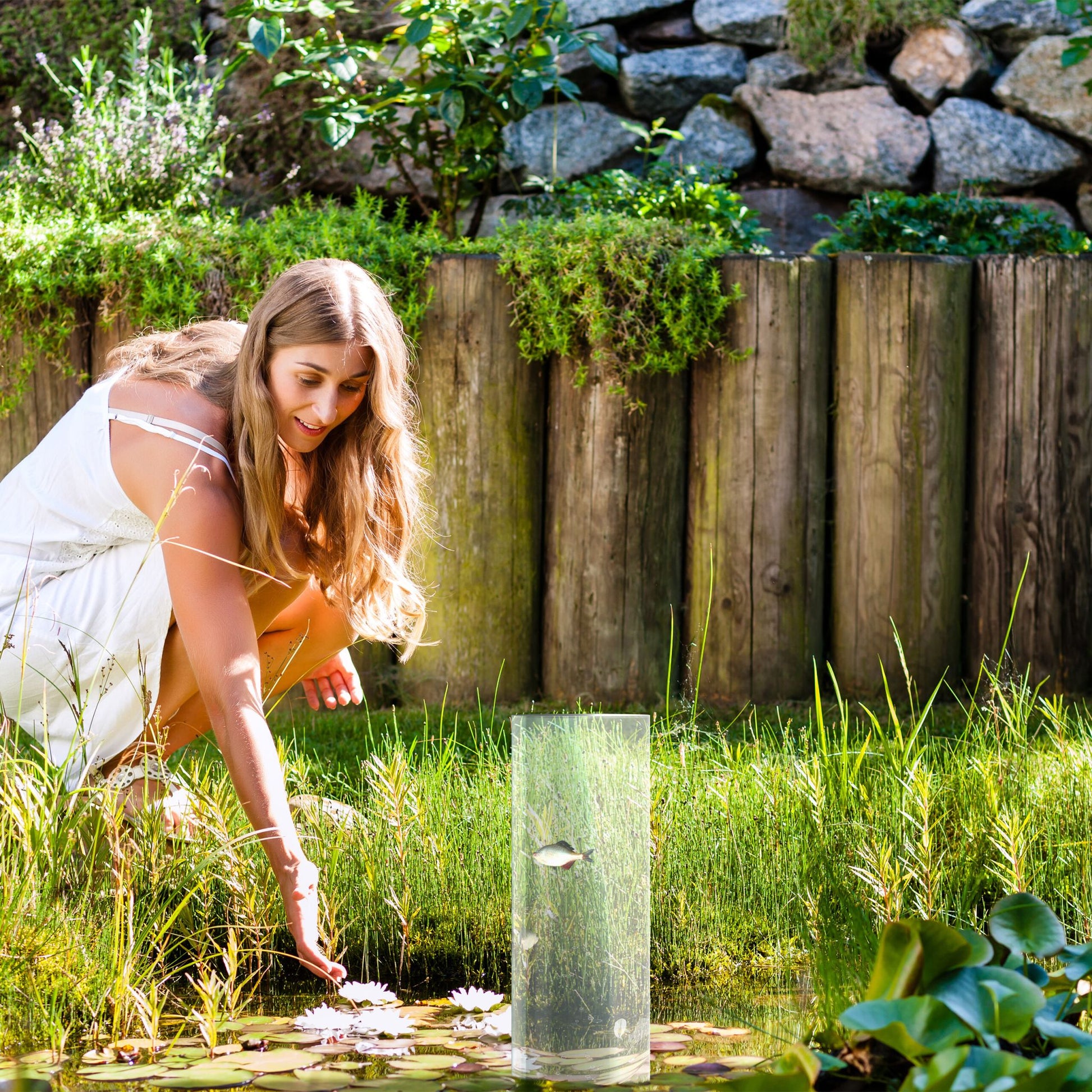 Fischsäule für Gartenteich Transparent-Grau von Relaxdays