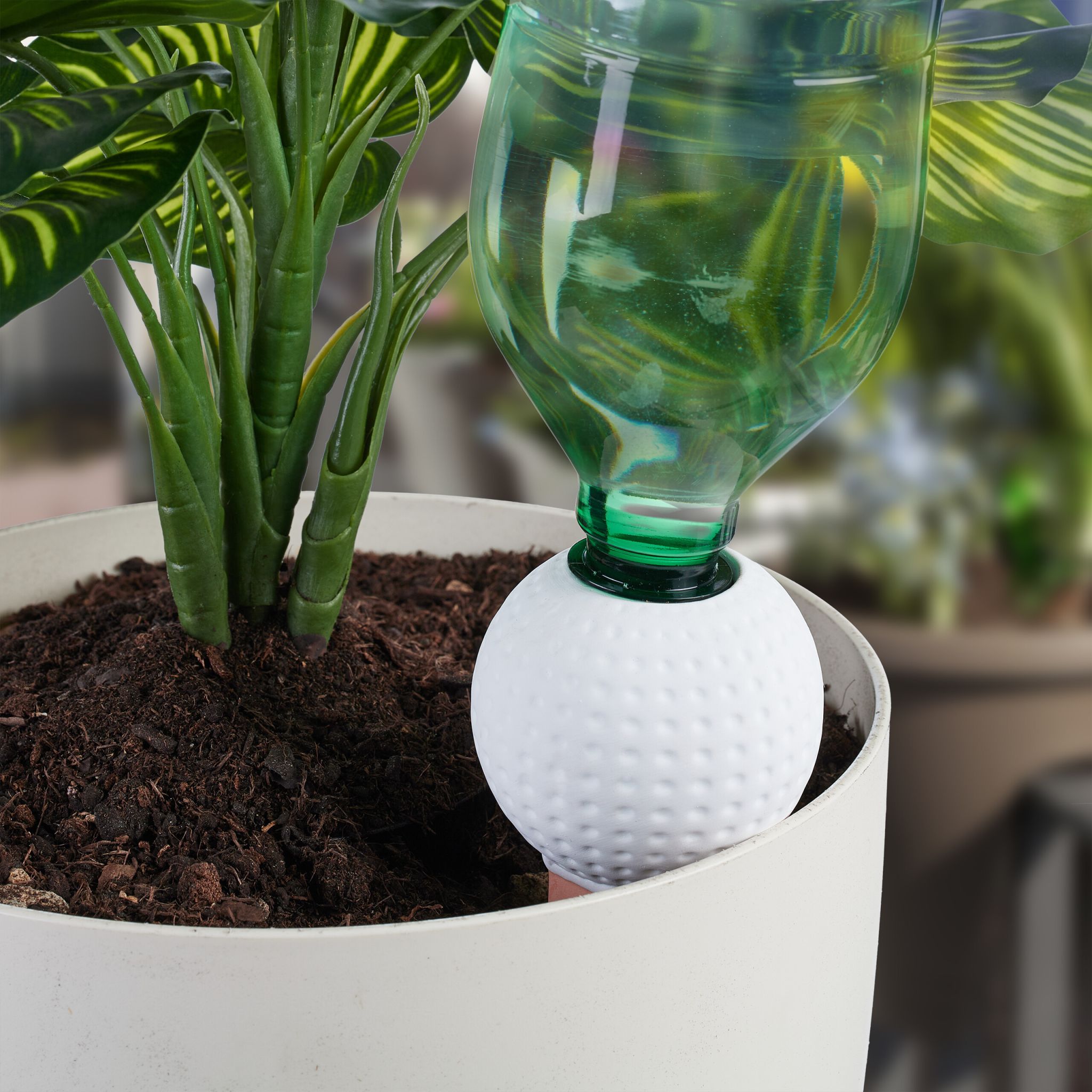 Tonkegel Golfball 4er-Set Weiss-Hellbraun