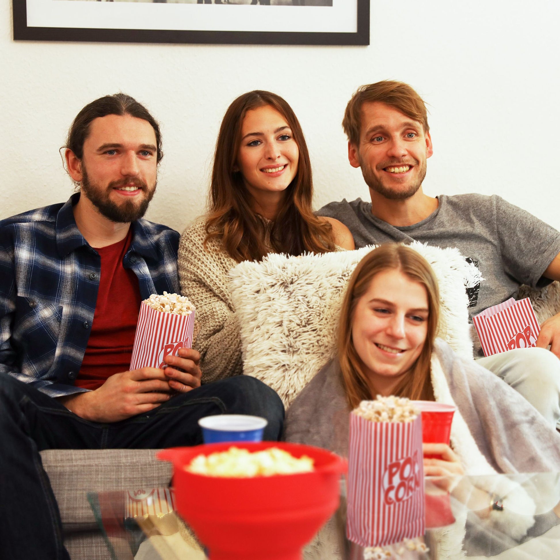 Retro Popcorntüten 240er-Set Weiss-Rot von Relaxdays