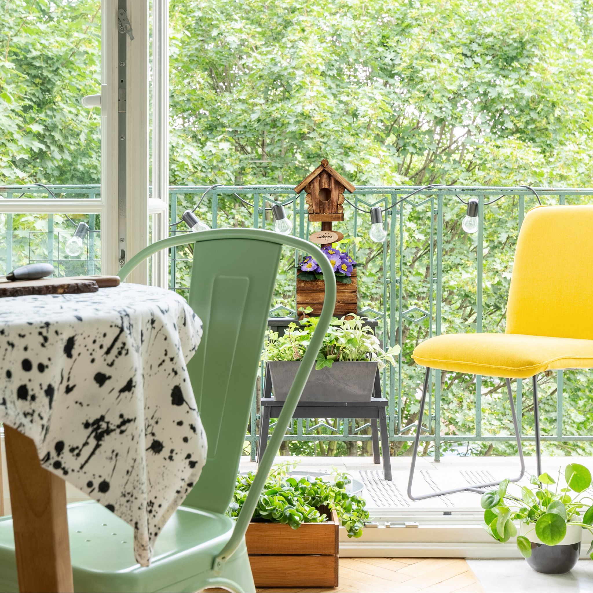 Deko Vogelhaus mit Blumentopf Braun von Relaxdays