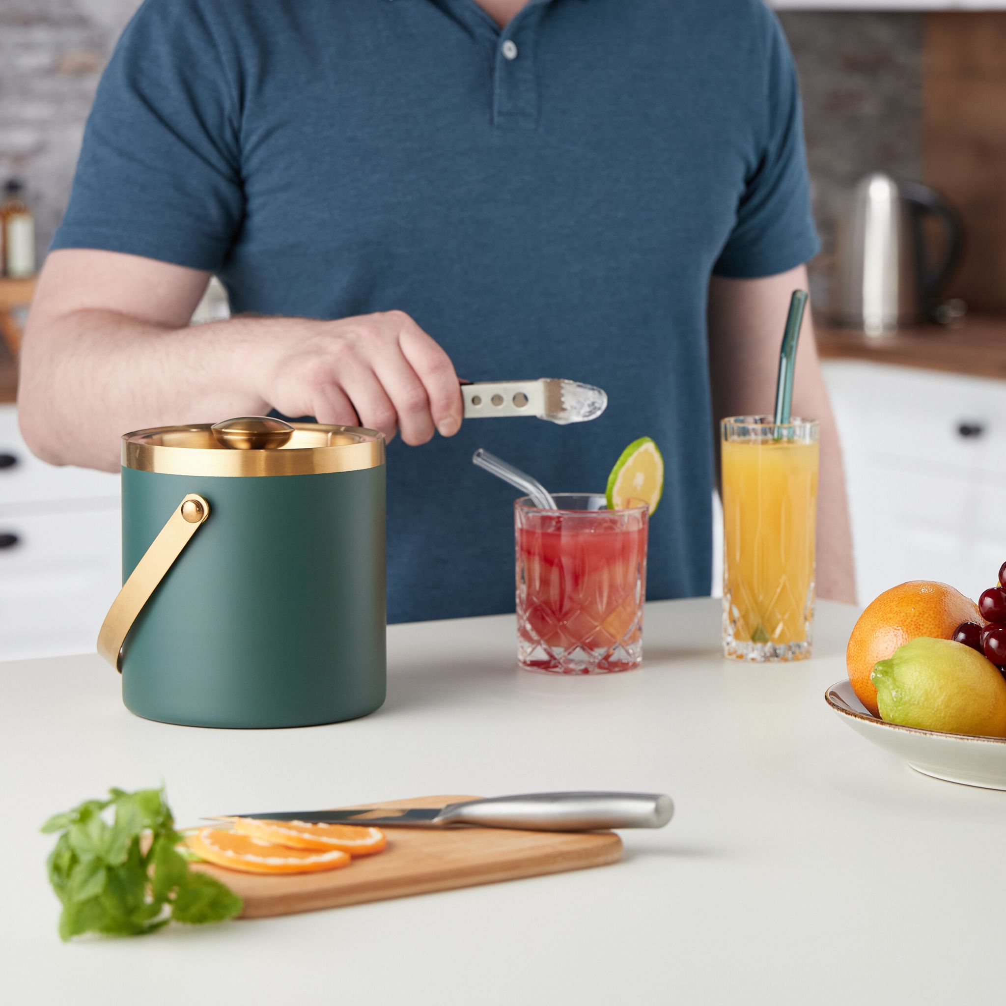 Eiswürfelbehälter mit Deckel Dunkelgrün-Gold von Relaxdays