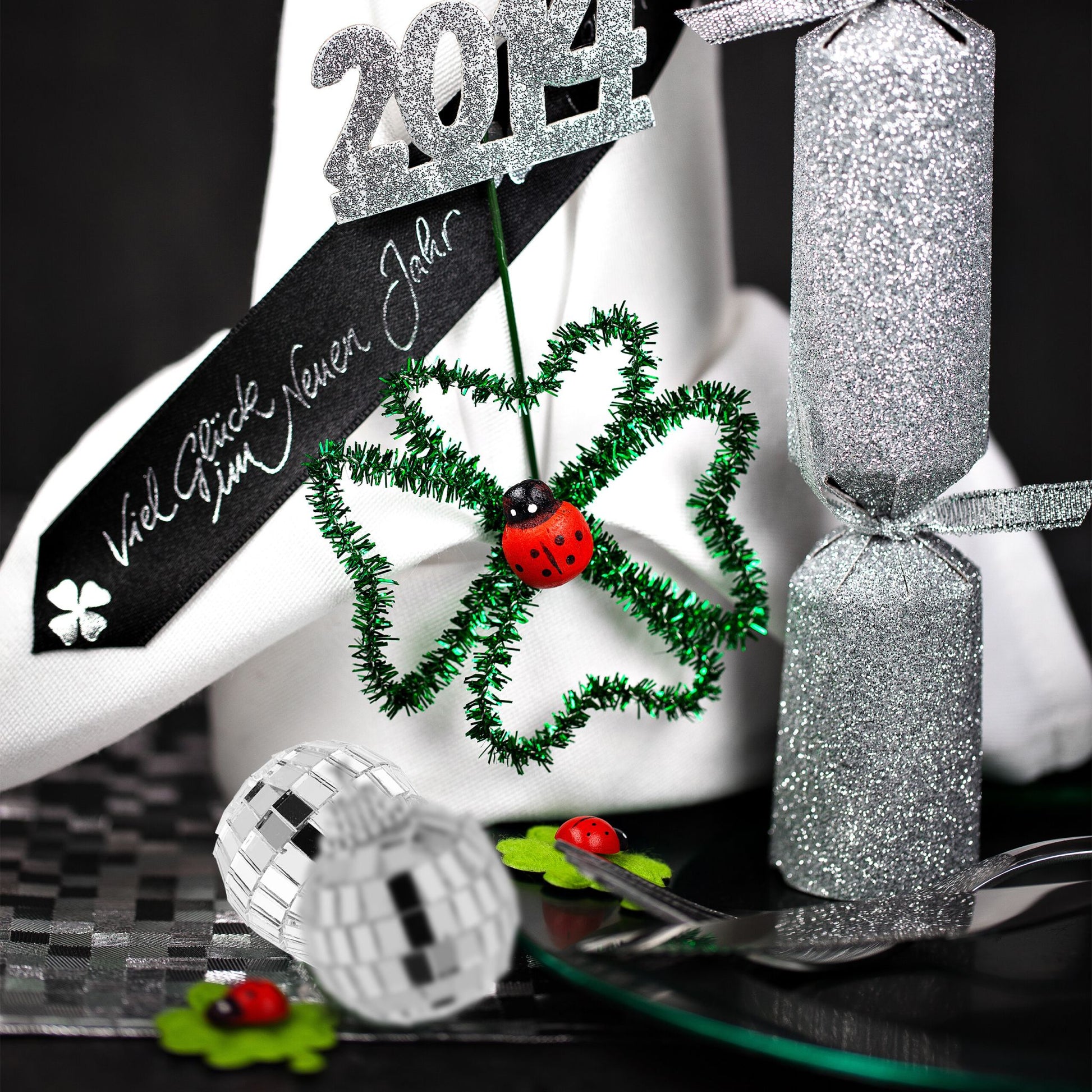 Mini Discokugel 15er-Set Silber von Relaxdays