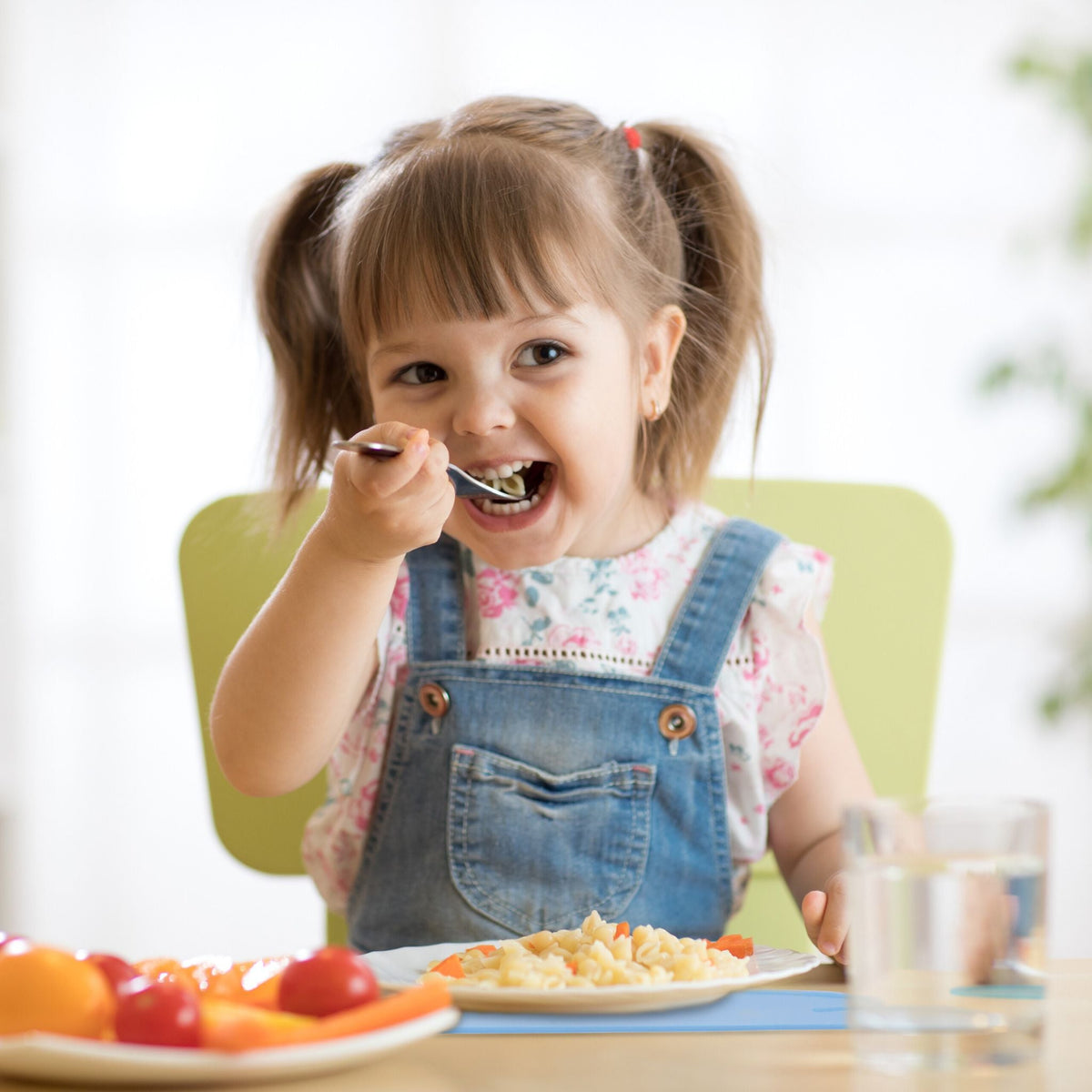 Platzdeckchen für Kinder in Wolkenform Hellblau von Relaxdays