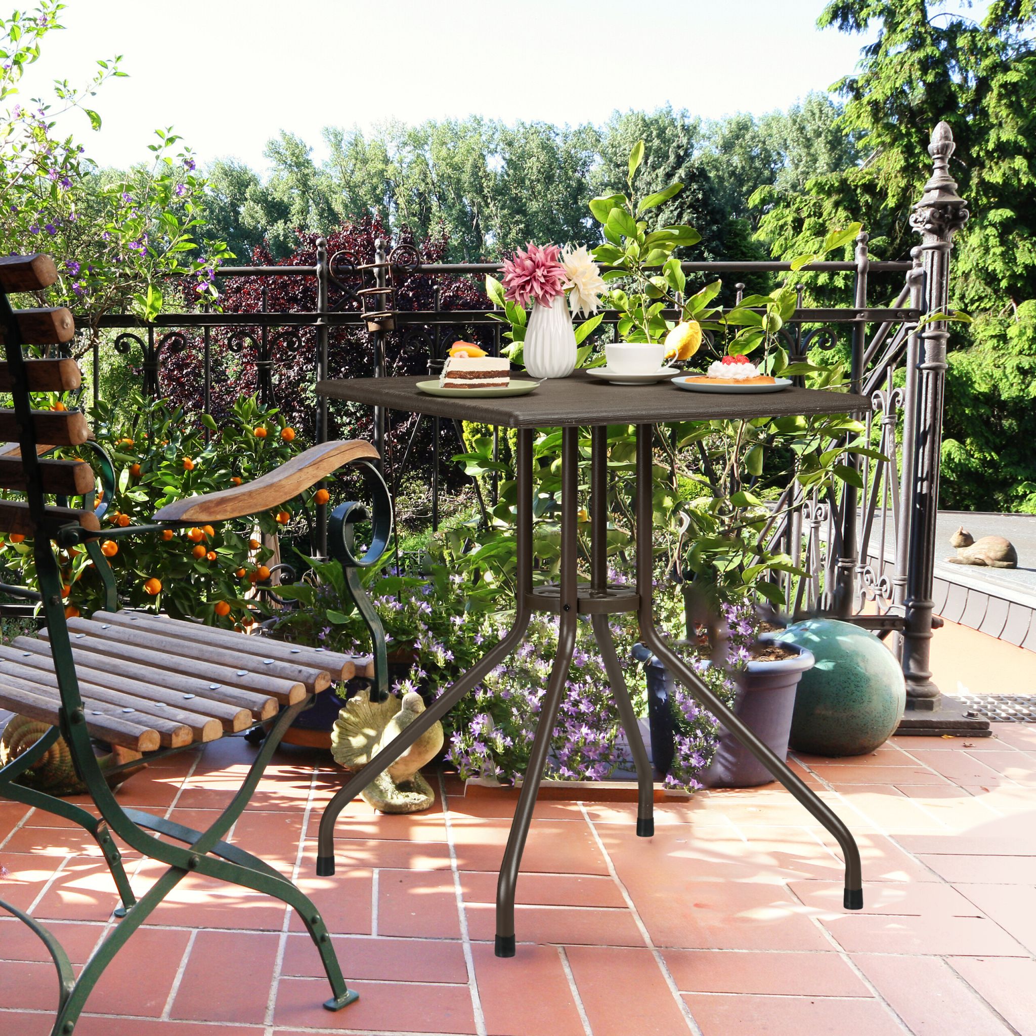 Gartentisch in brauner Holz-Optik Braun