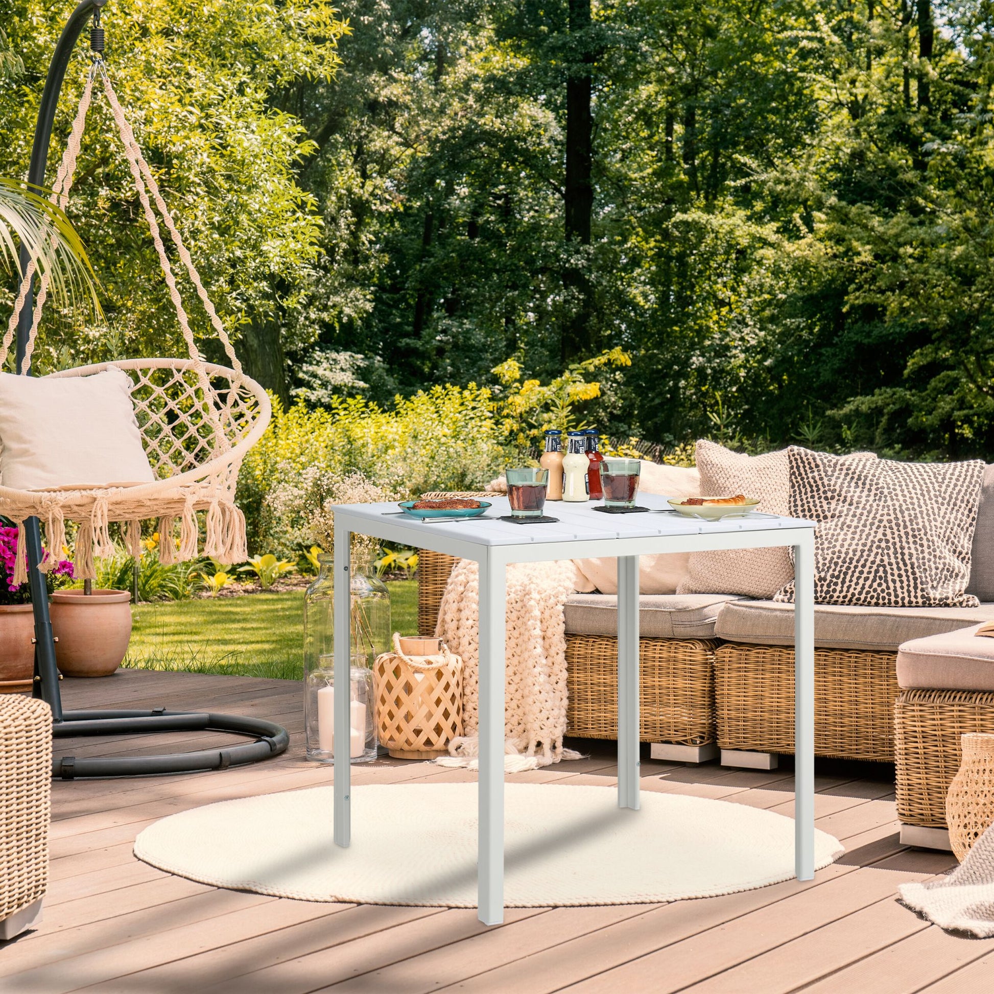 Gartentisch in Holzoptik Weiss von guteszeug.ch