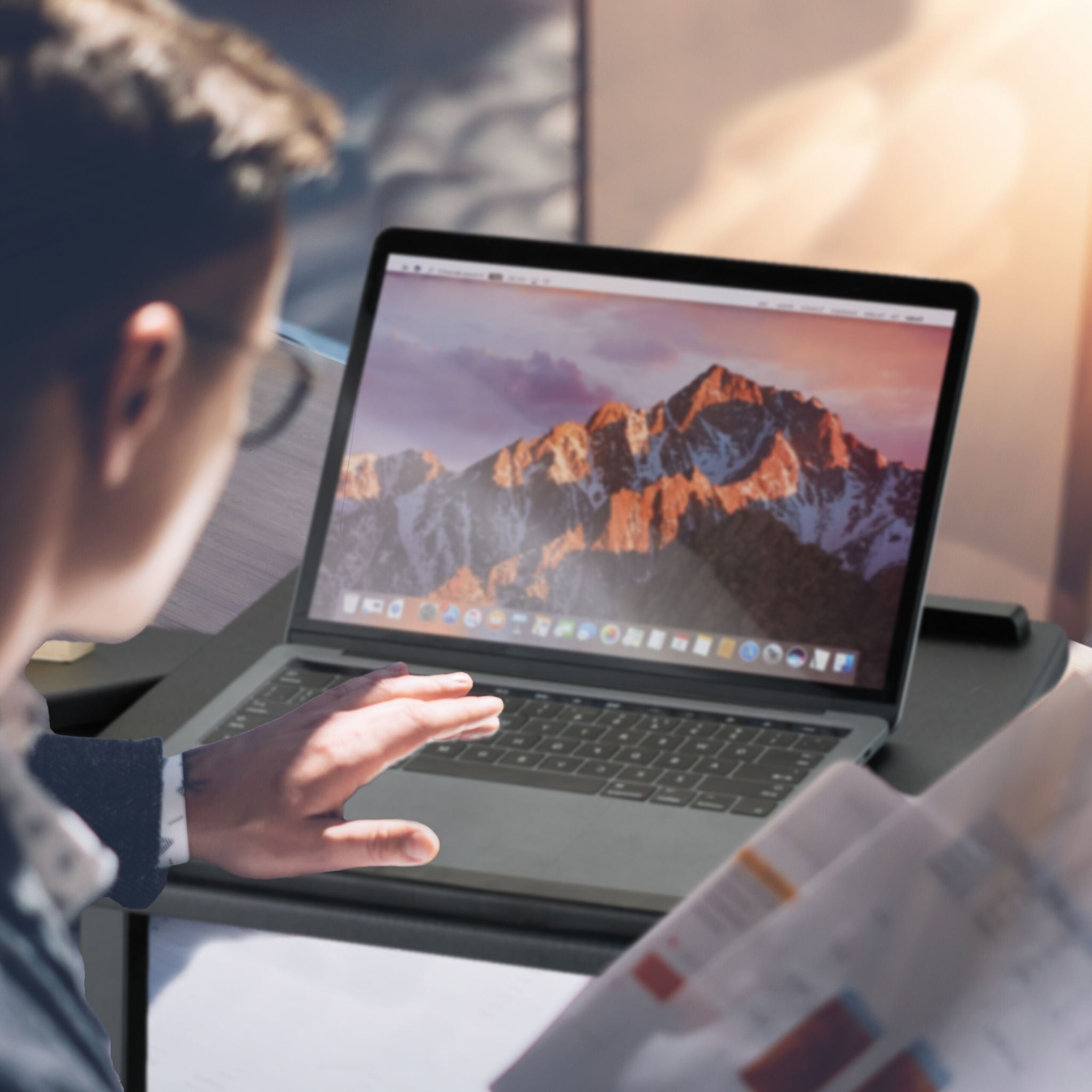 Laptoptisch höhenverstellbar mit Rollen Schwarz von Relaxdays