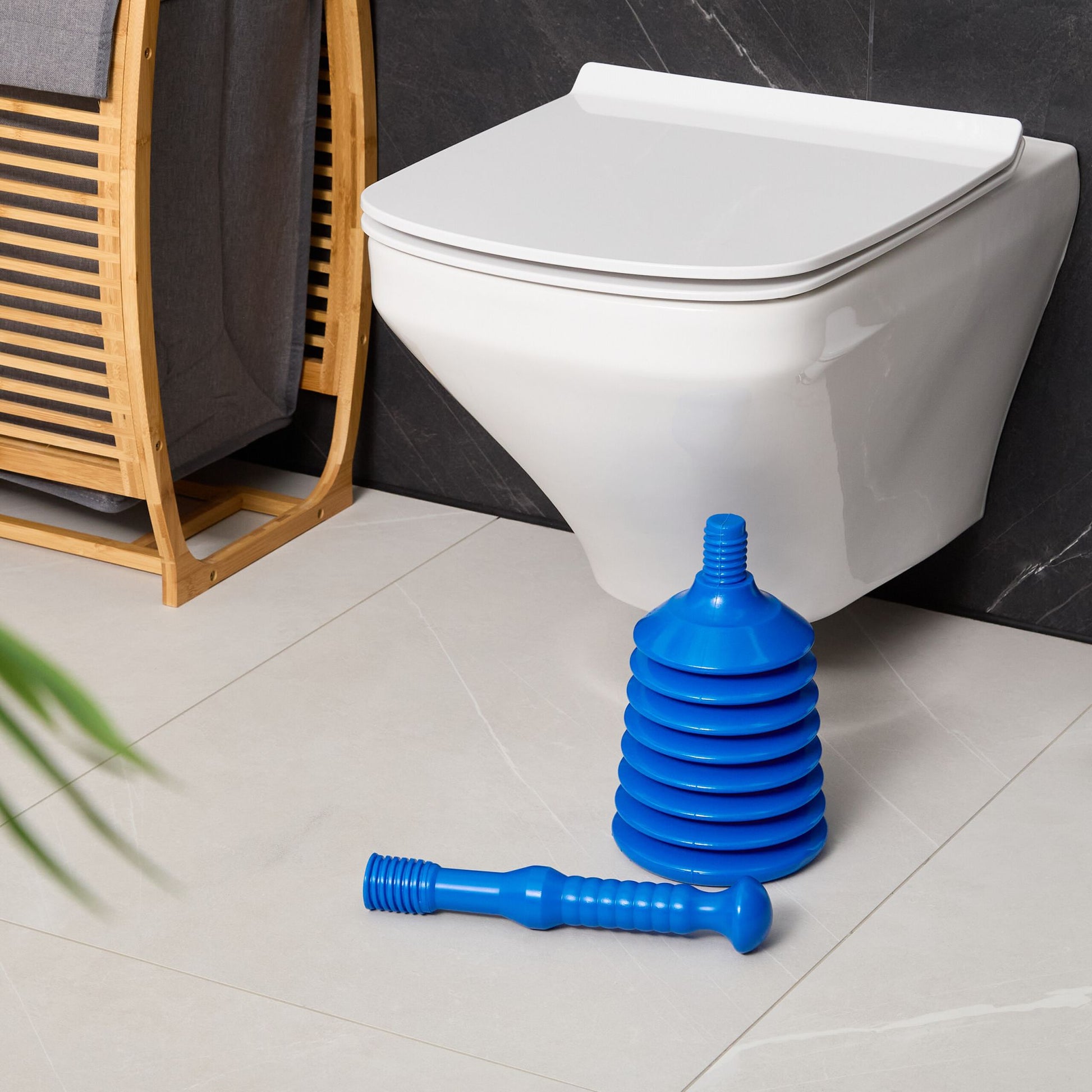 Pümpel mit grosser Saugglocke Blau von Relaxdays