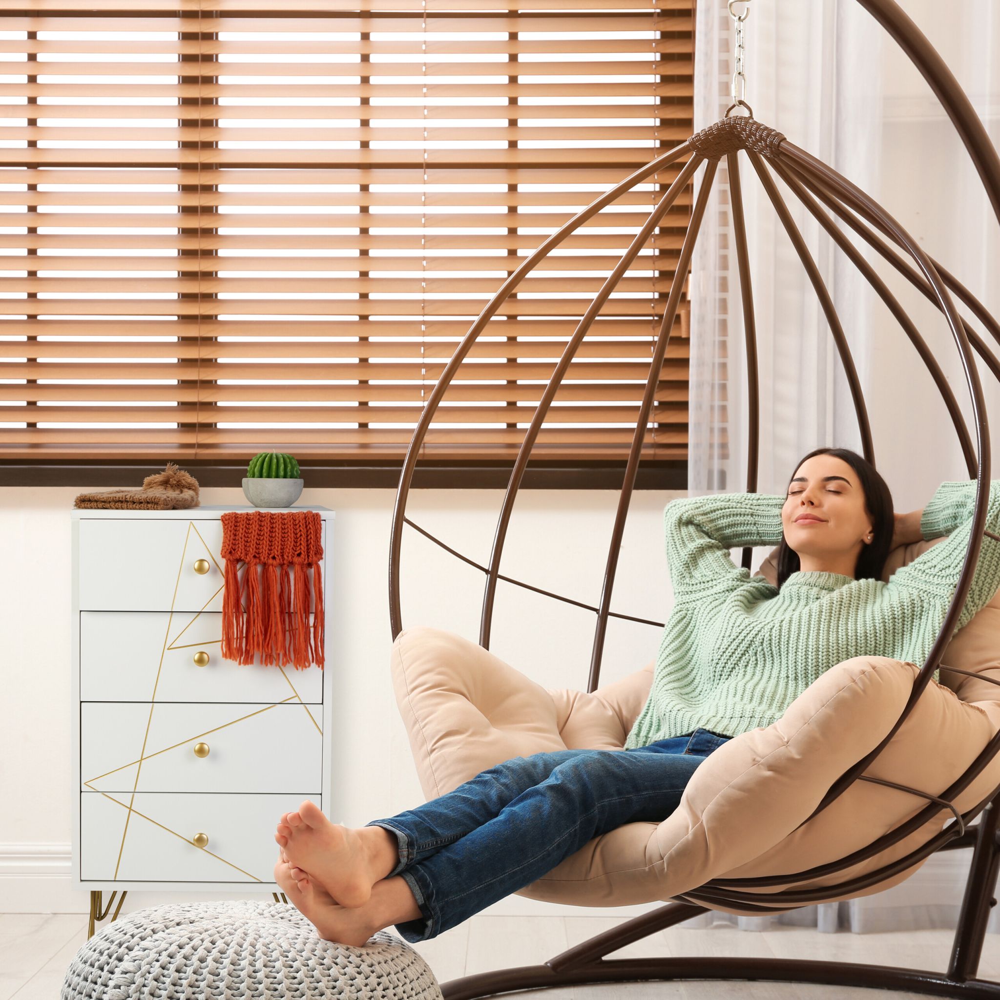 Kommode mit 4 Schubladen Weiss-Gold von Relaxdays