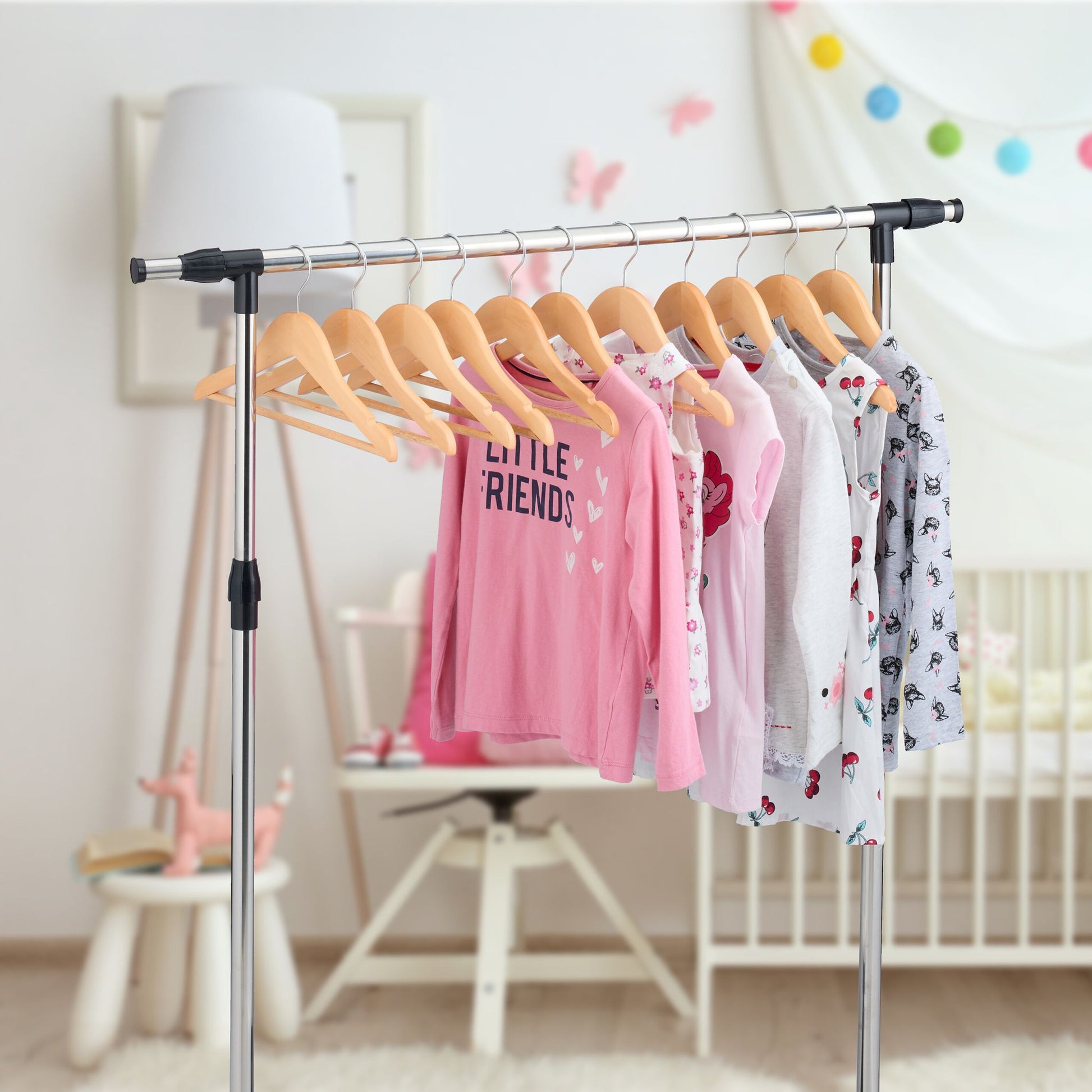 Kinderkleiderbügel Holz 20er-Set Hellbraun-Silber von Relaxdays