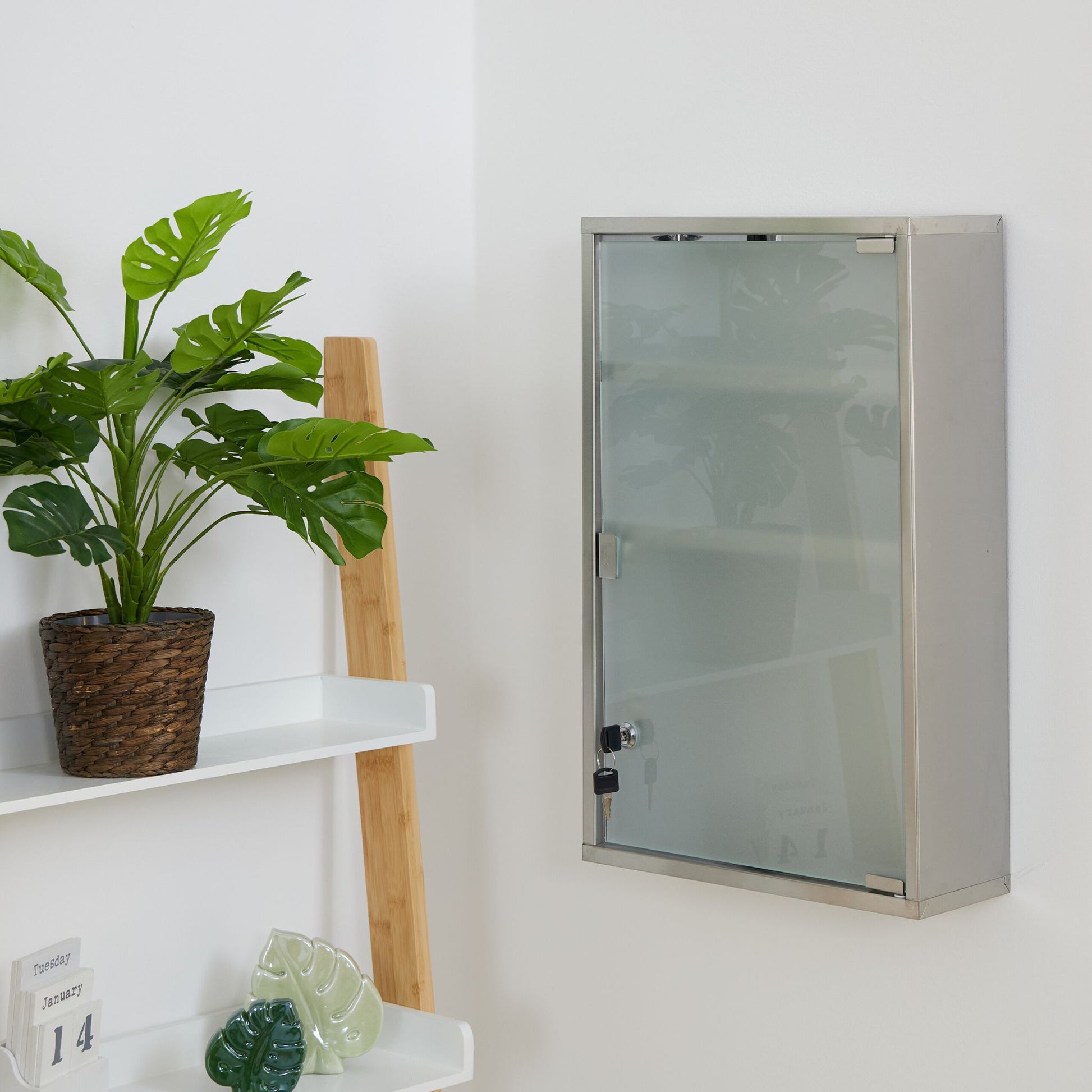 Medizinschrank mit Glastür Silber-Transparent von Relaxdays