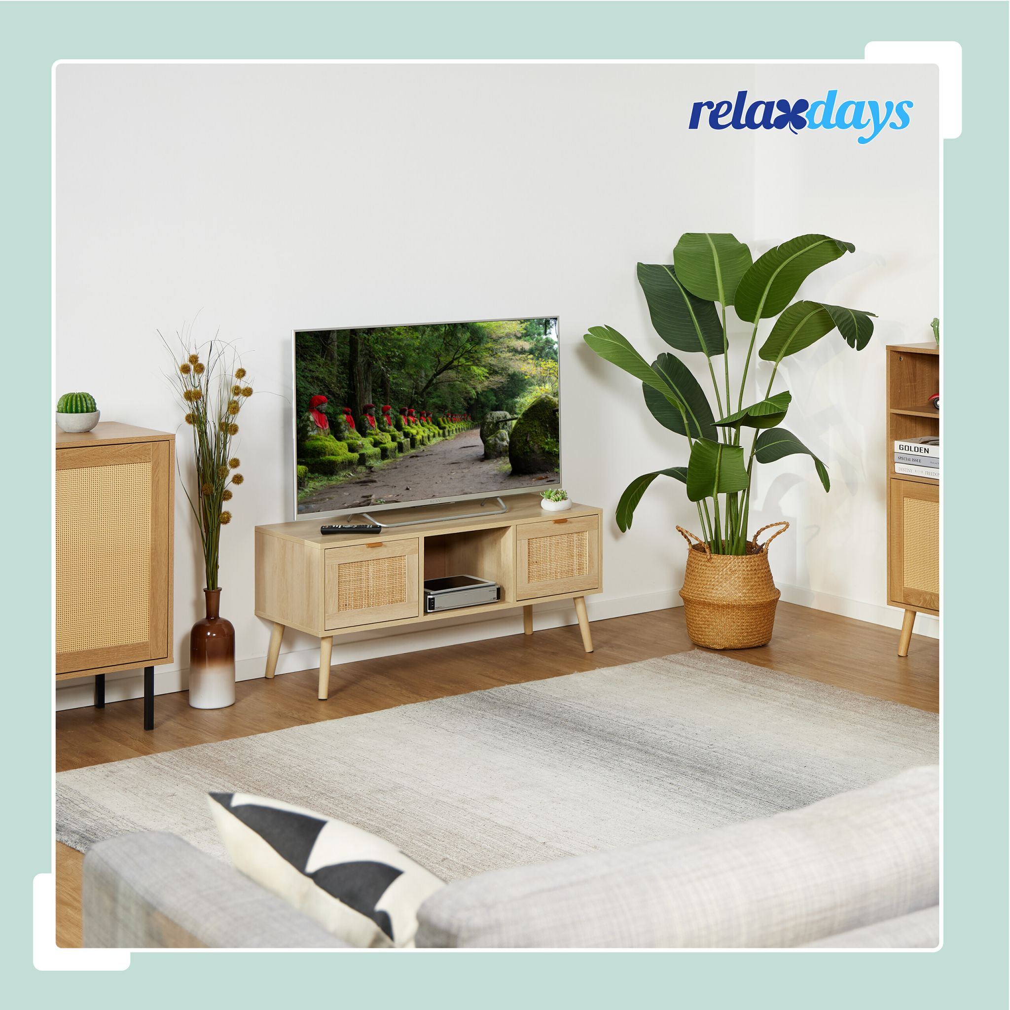 TV-Lowboard Rattan-Design Hellbraun von Relaxdays