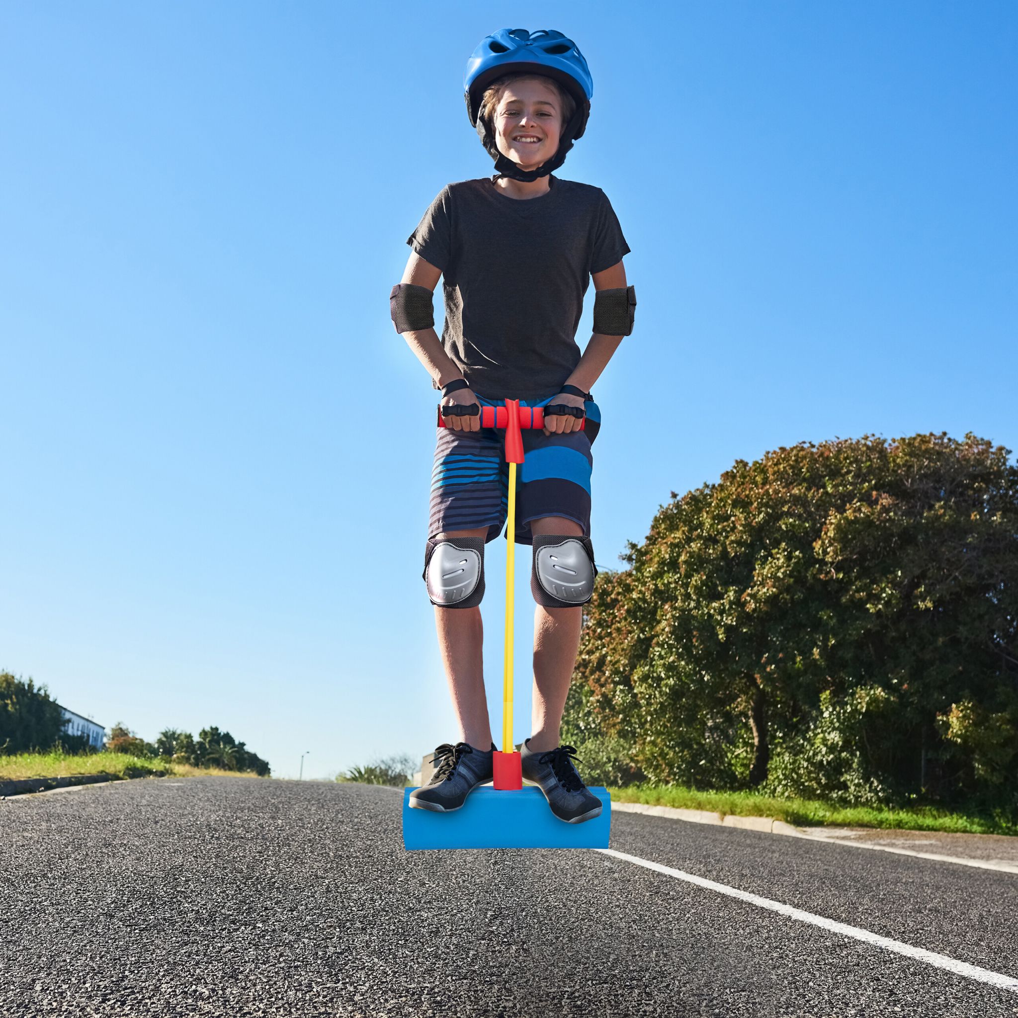 Schaumstoff Pogo Jumper für Kinder Blau-Gelb-Rot von Relaxdays