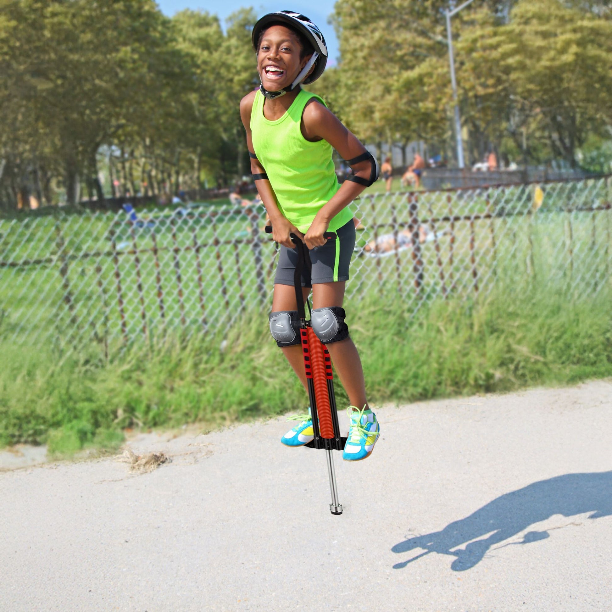 Pogo Stick für Kinder bis 60 kg Rot-Schwarz-Silber von Relaxdays