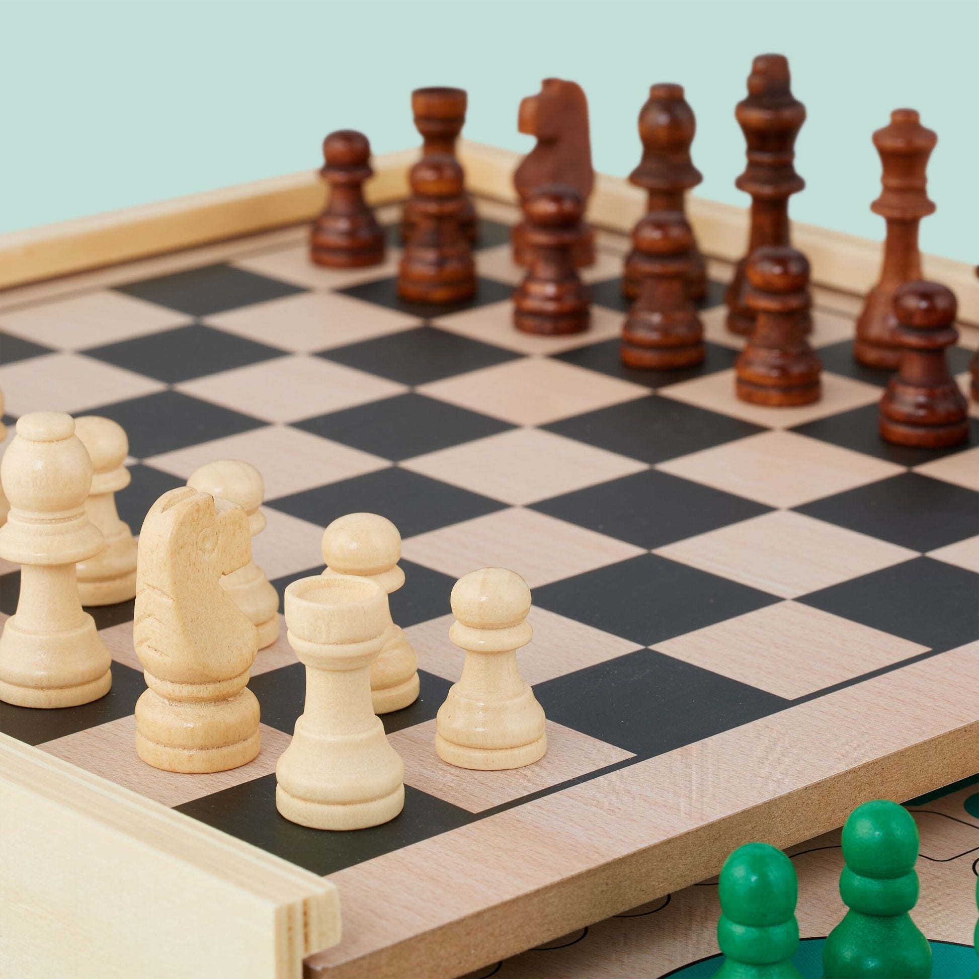 Spielesammlung mit 7 Brettspielen Grün-Hellbraun-Schwarz von Relaxdays