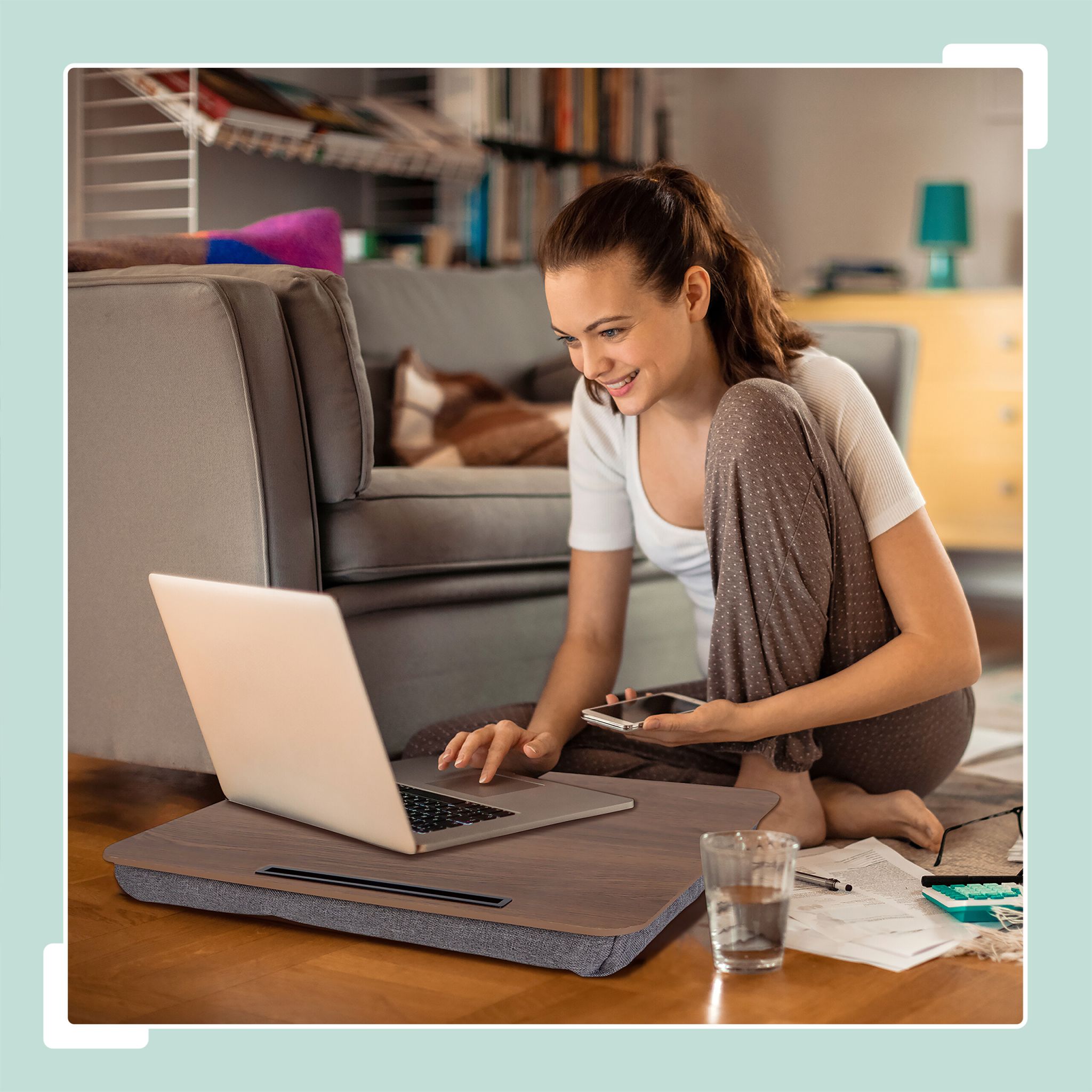 Laptopkissen mit Handyhalter Braun-Grau von Relaxdays