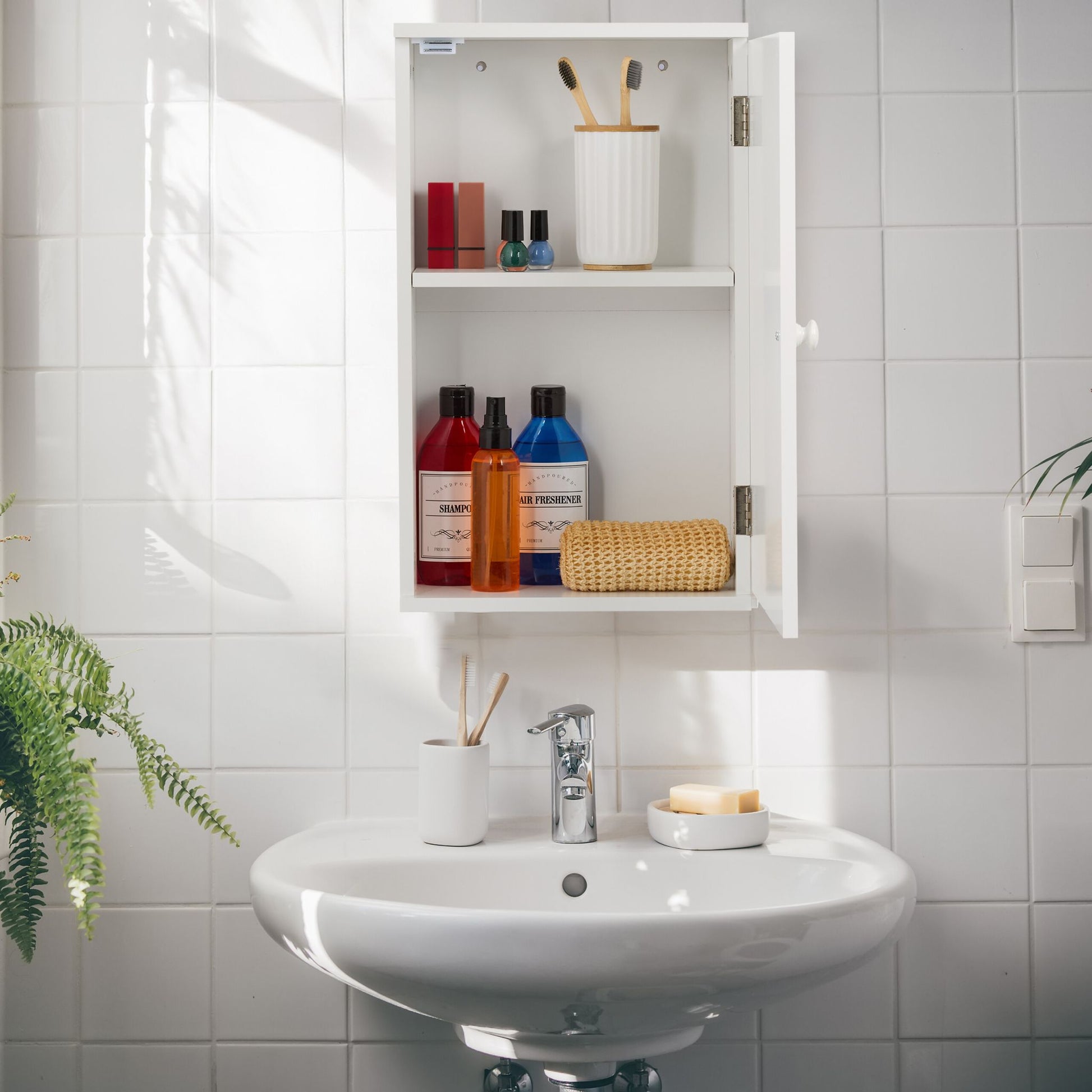 Hängender Badschrank mit Tür Weiss von Relaxdays