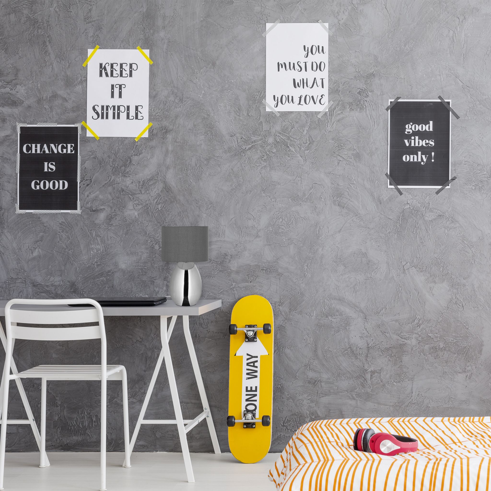 Tischlampe Metall & Stoff Silber-Grau von Relaxdays