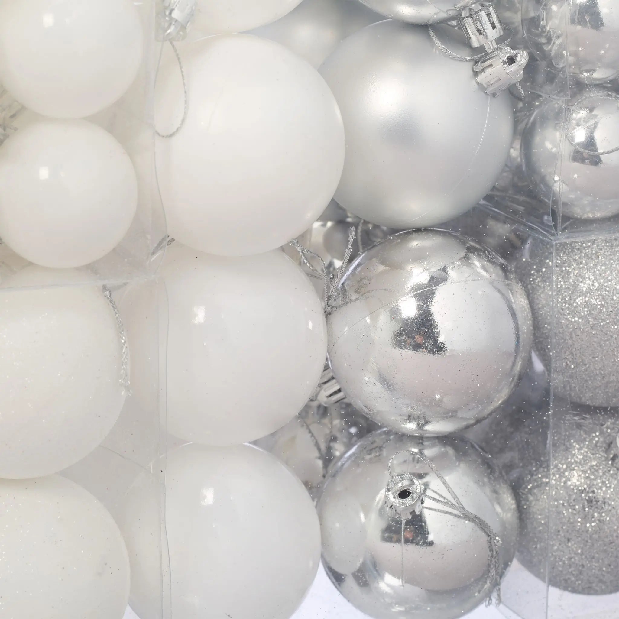 Weihnachtskugeln im Set 100er Pack Silber-Weiss von Relaxdays