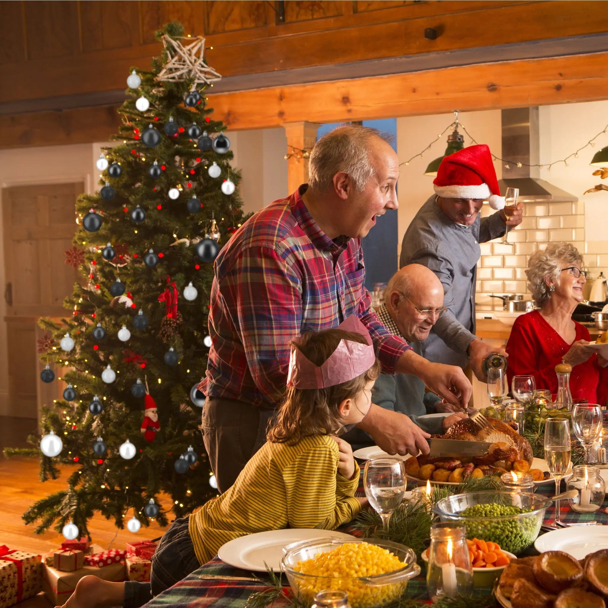 Weihnachtskugeln im Set 50er Pack Schwarz-Weiss-Silber von Relaxdays