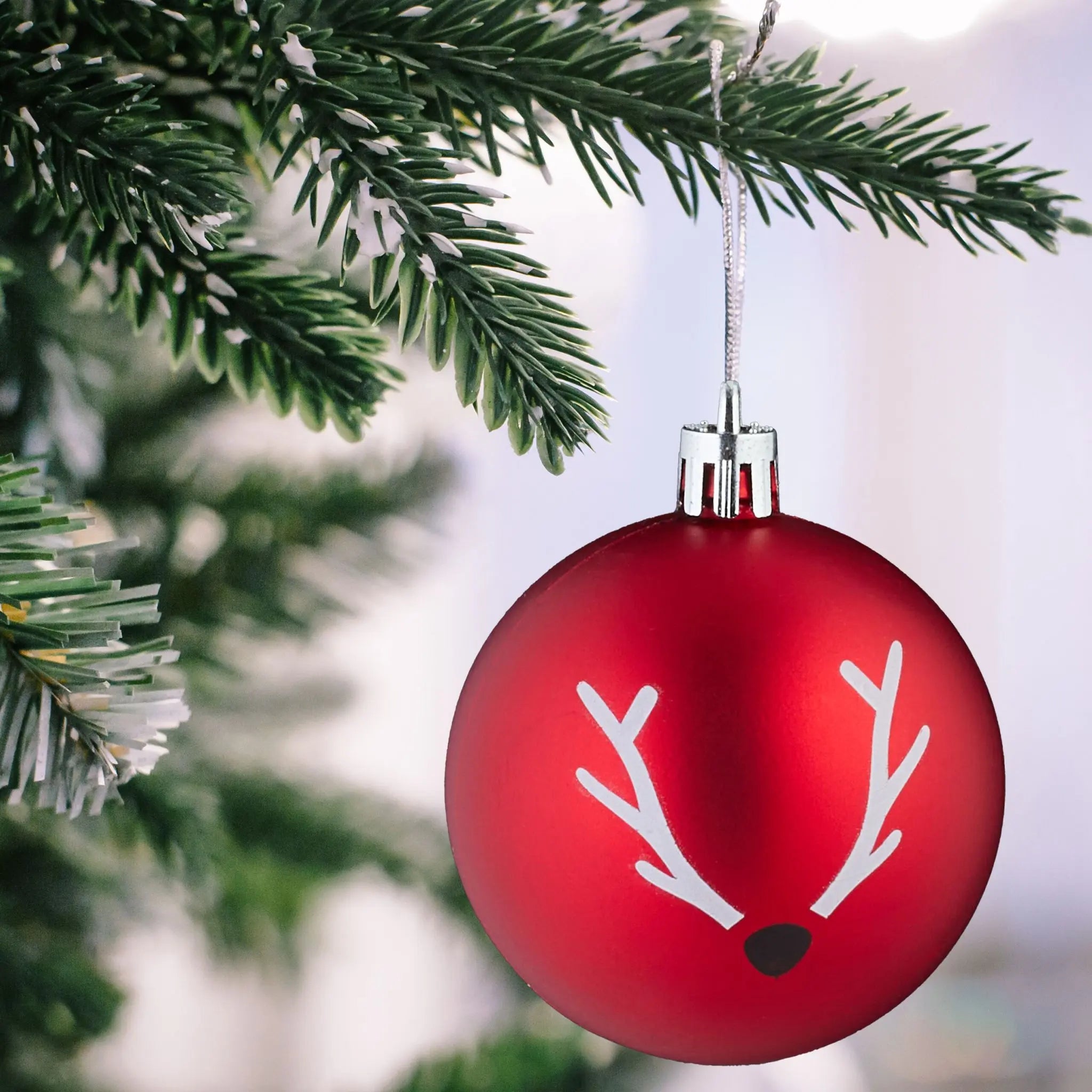 Weihnachtskugeln Rentier 50er-Set Rot-Weiss-Silber von Relaxdays