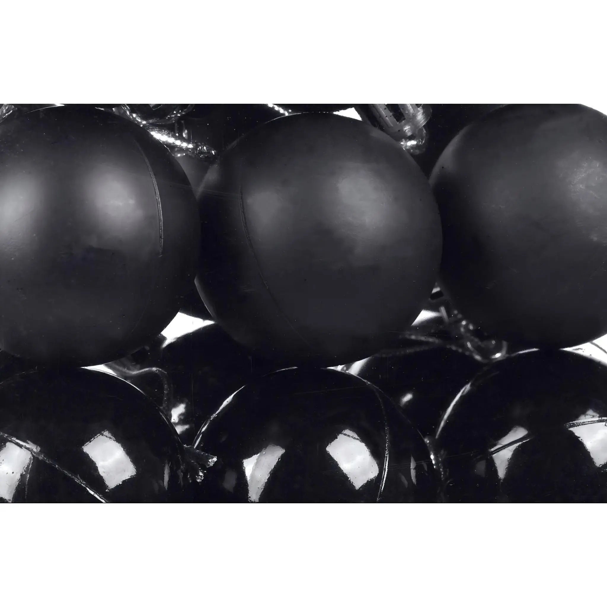 Weihnachtskugeln im 100er-Set Schwarz-Silber von Relaxdays