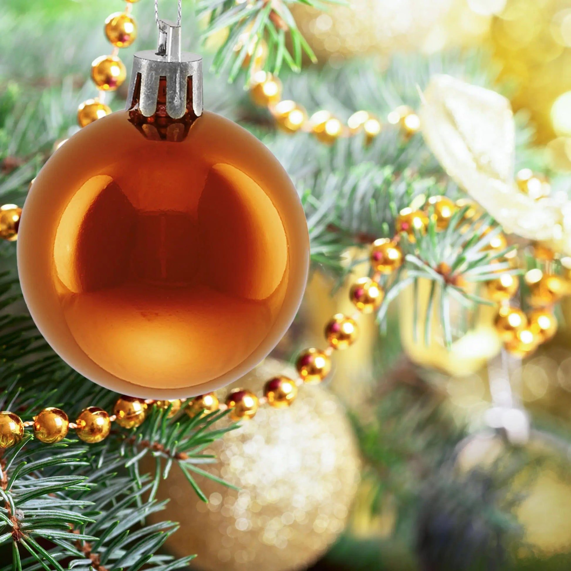 Weihnachtskugeln im 50er-Set Glänzend Orange-Silber von Relaxdays