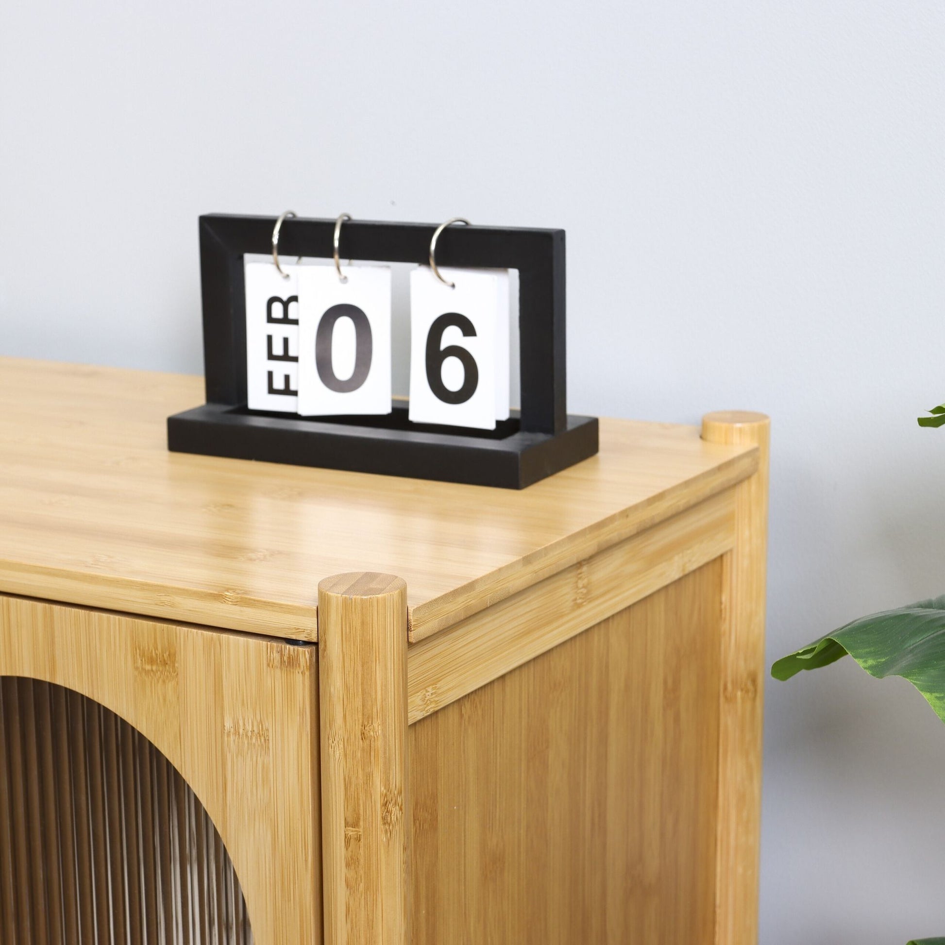 TV Lowboard mit 2 Türen Hellbraun von Relaxdays