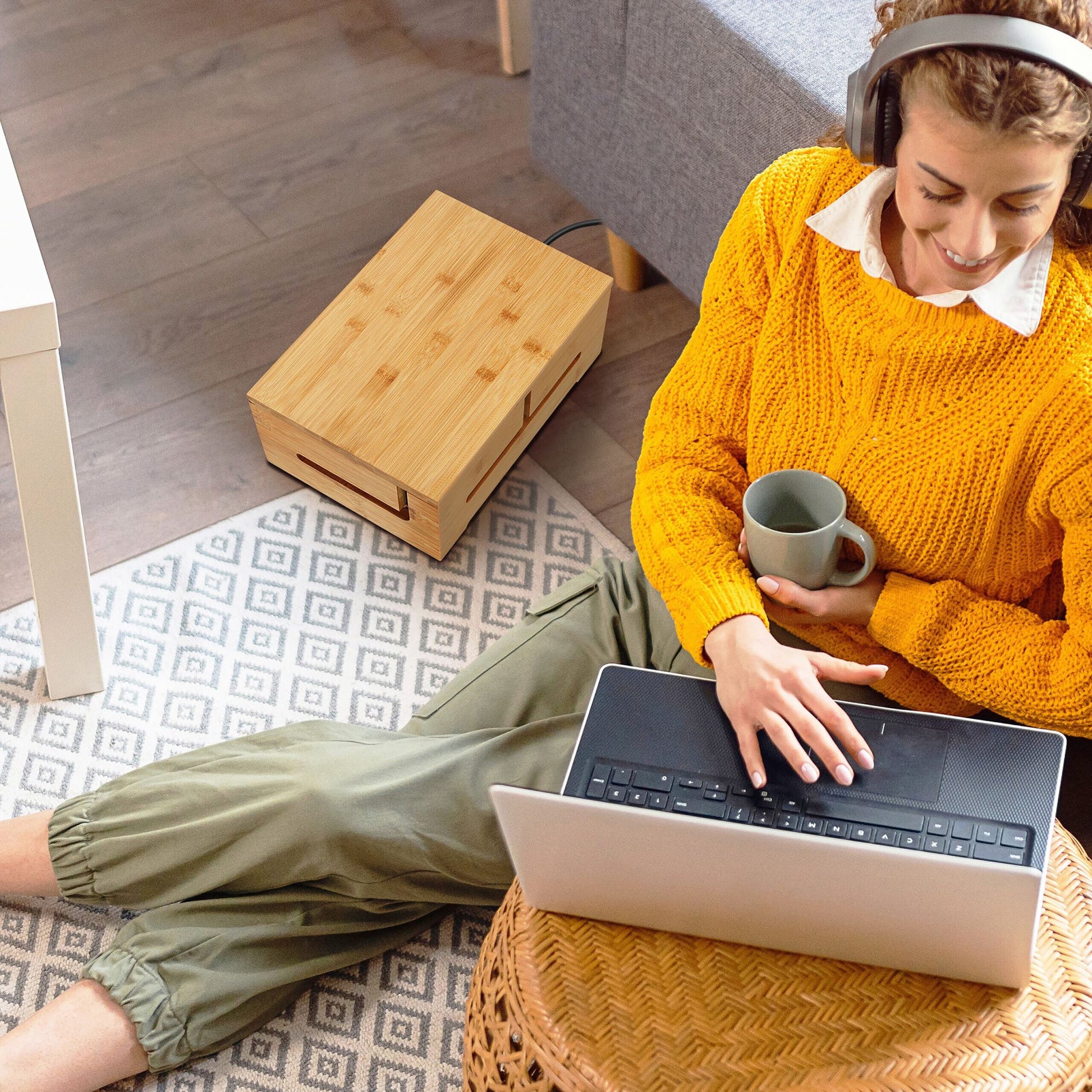Kabelbox mit Magnetdeckel Bambus Hellbraun von Relaxdays